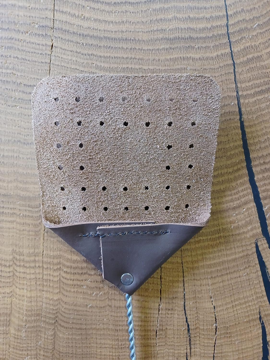 Leather Fly Swatter &ndash; 17&rdquo; Amish Made Heavy Duty Flyswatter &ndash; Durable Metal Spring Handle - Rustic Fly Swatter for Flies, Mosquitoes, Horse Flies, Wasps, Insects (2, Chocolate) image number 4