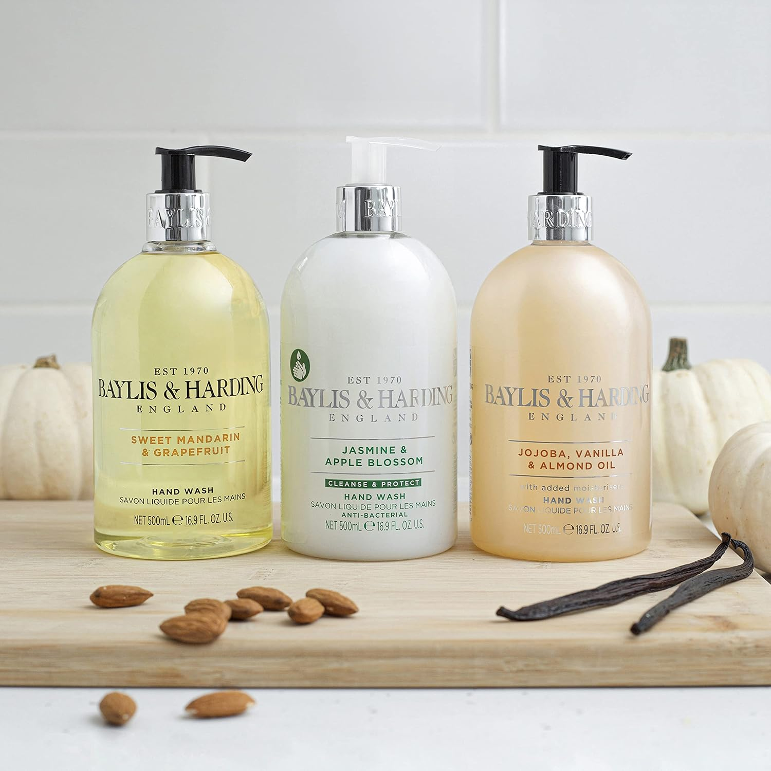 Baylis & Harding Liquid Hand Soap Wash with Dispenser, Sweet Mandarin & Grapefruit, 16.9Oz/500Ml (3-Pack) image number 4