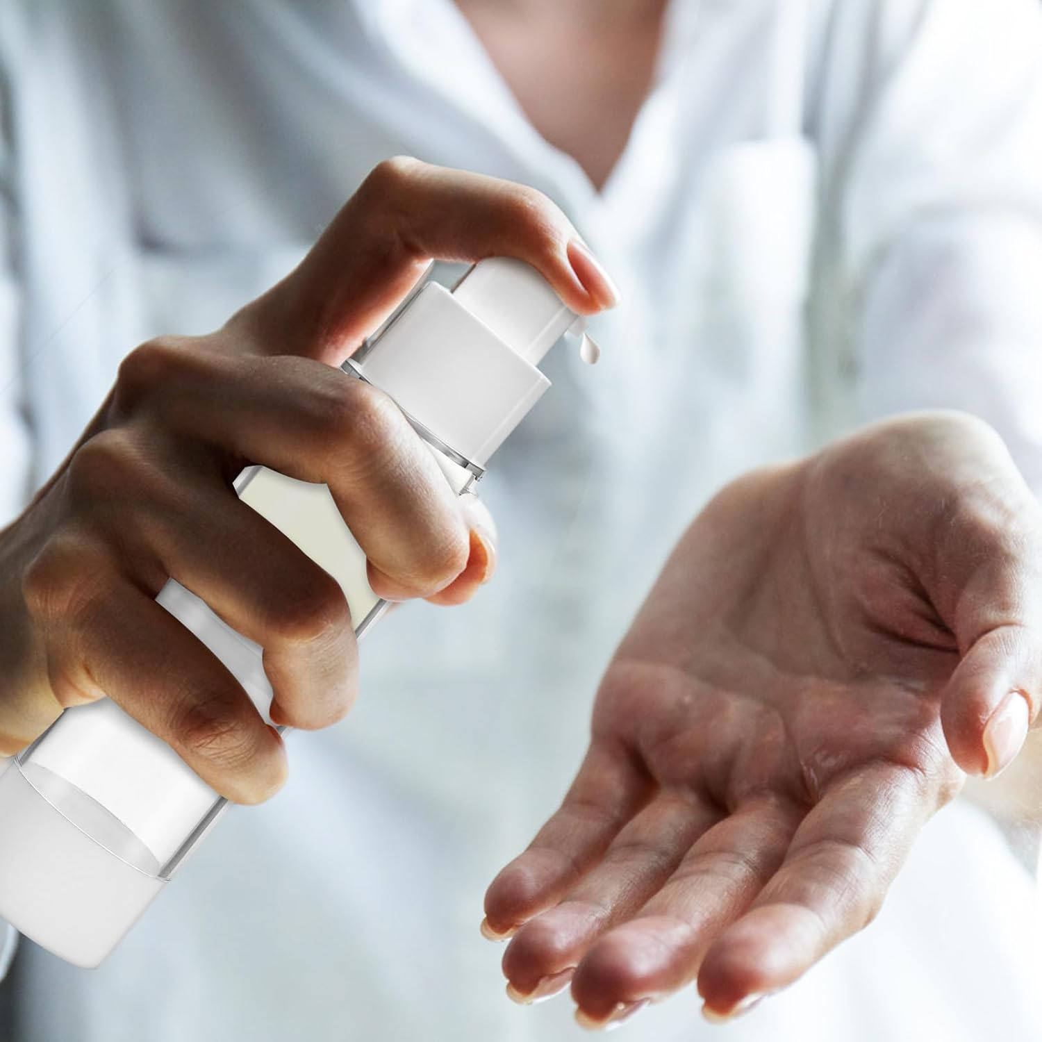 VICASKY 4Pcs Airless Pump Empty Lotion Bottles Travel Refillable Travel Containers for Toiletries Shampoo image number 6