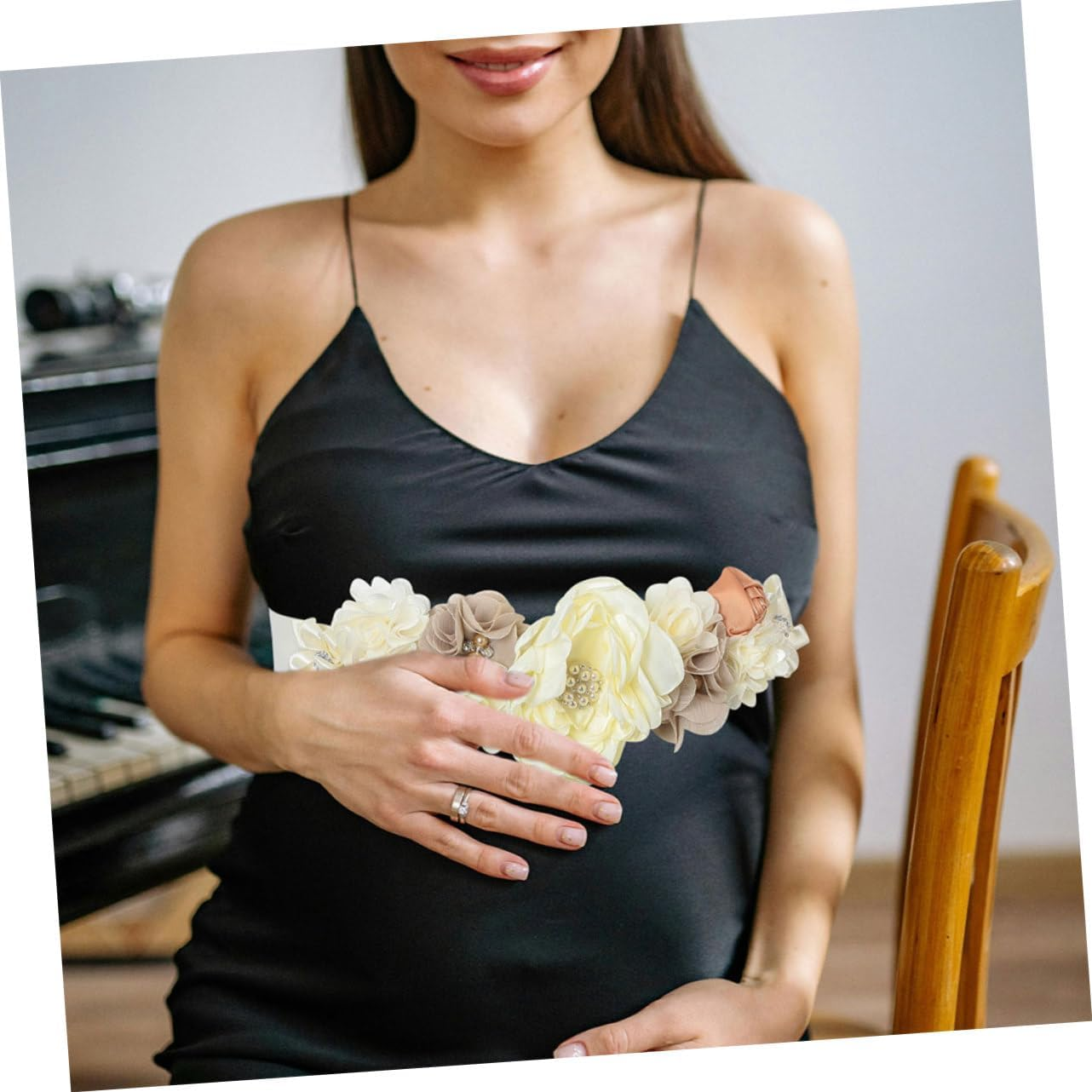 2Pcs Flower Maternity Belly Sash Bridesmaid Sash Belt Dad Mommy Wedding Belt Photo Prop - Beige image number 6