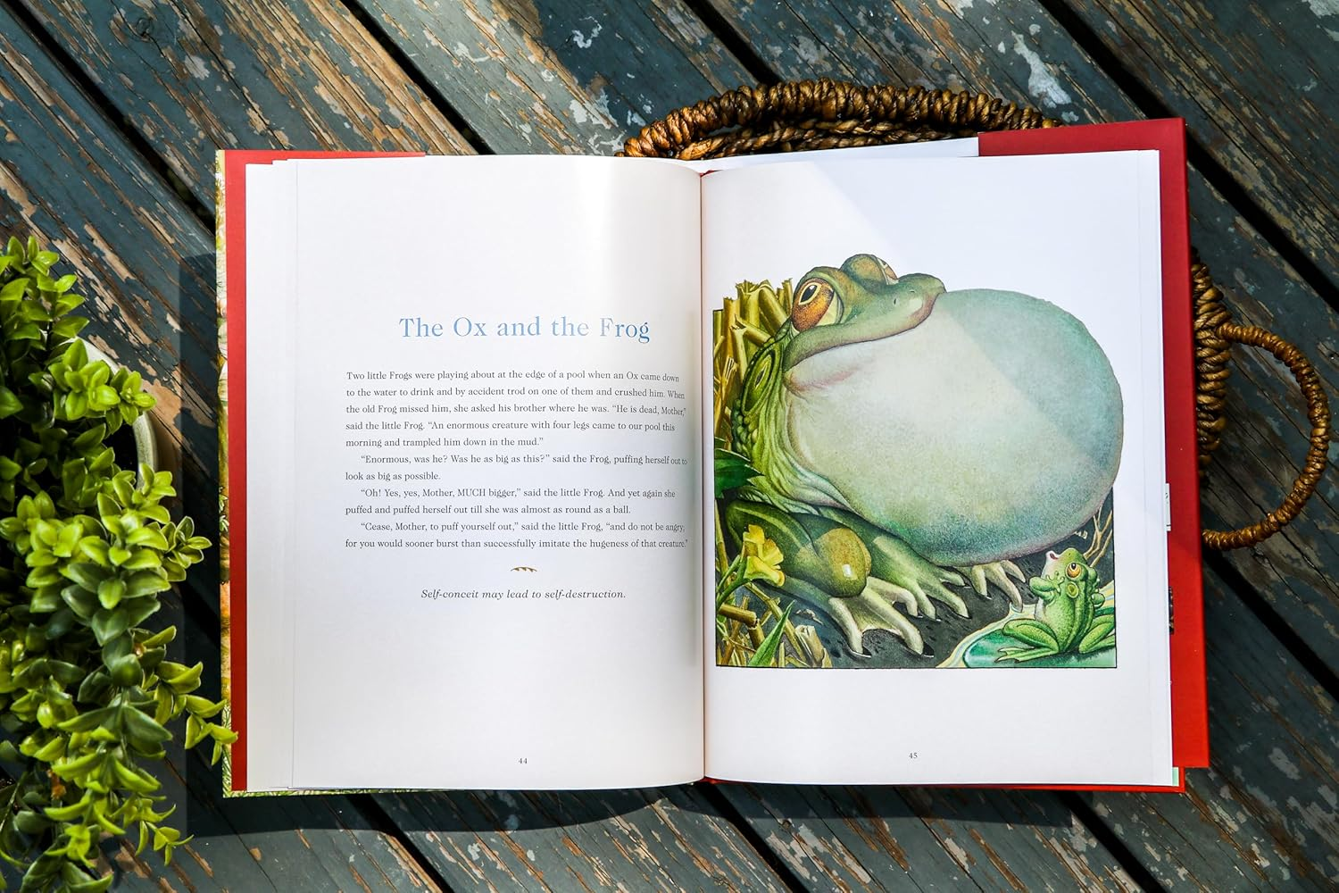 Aesop'S Fables Hardcover: the Classic Edition by the New York Times Bestselling Illustrator, Charles Santore image number 2