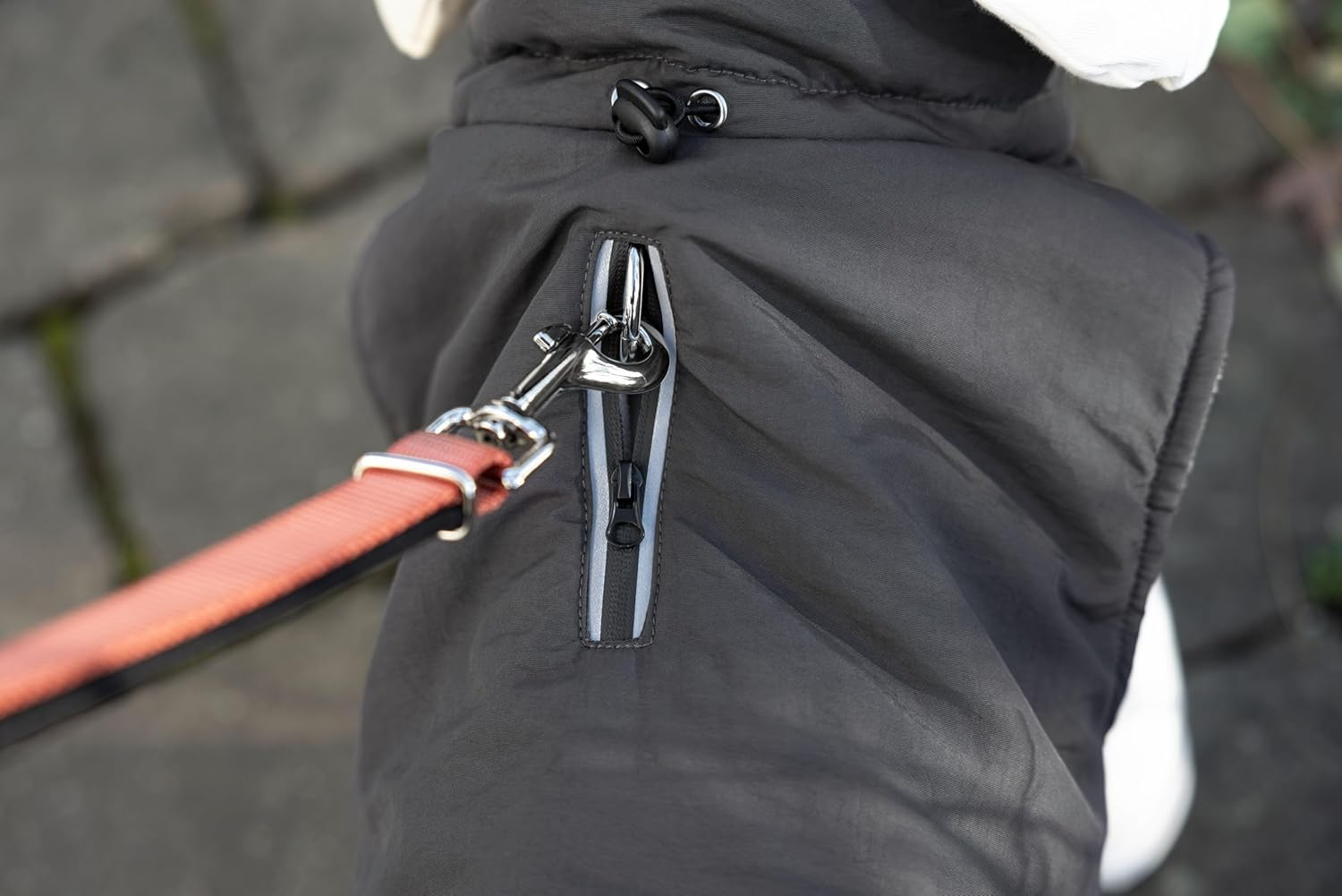 Kerbl Pet Montreal Dog Coat, Wind and Water-Repellent, Fleece Lining, Stretch Material, Easy to Put On, Reflective Piping, Washable at 30 &deg;C, XXL, 55 Cm, Grey image number 4