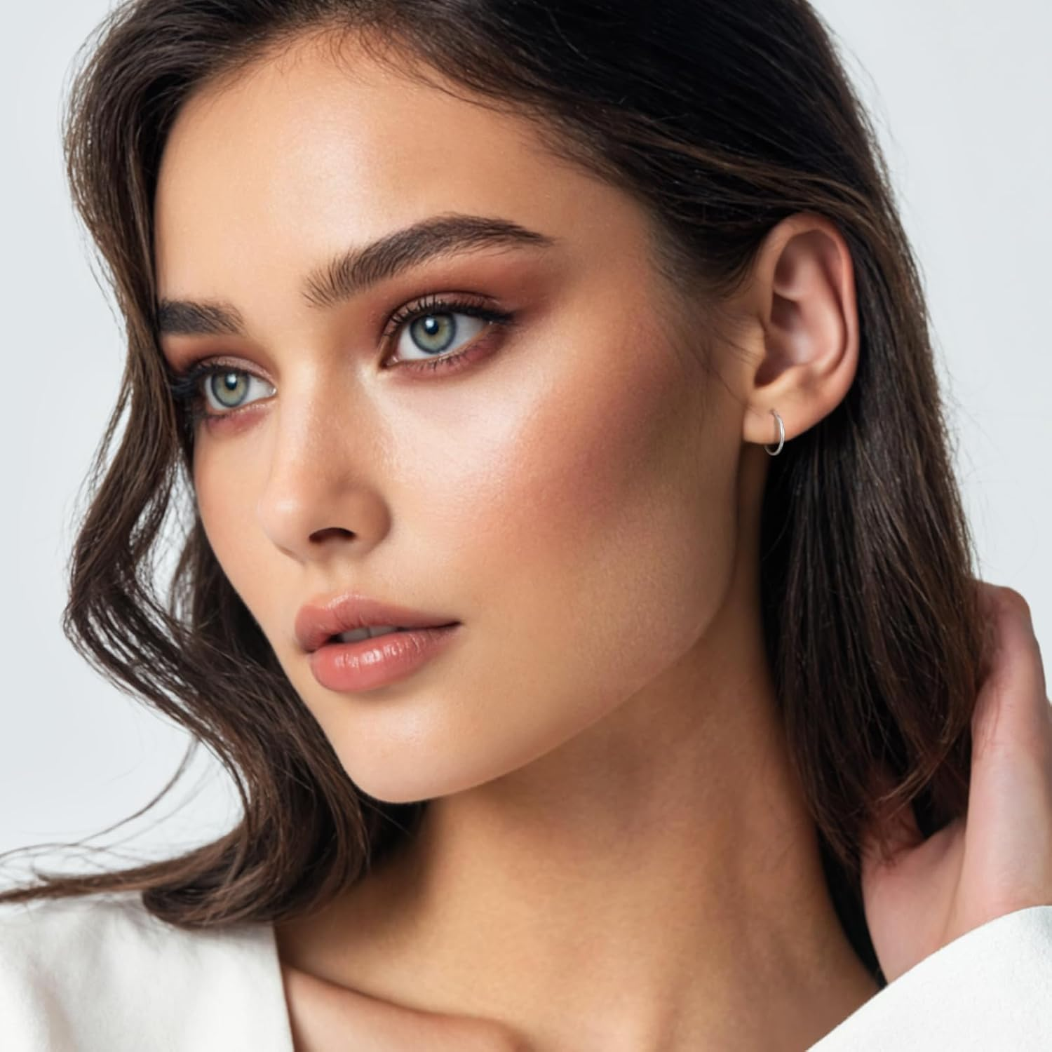 SERENITY SLEEPERS 925 Sterling Silver Seamless Sleeper Hoop Earrings - Hypoallergenic 18G Hinged Hoops for Continuous Wear (8Mm-14Mm) - Unisex Women Men Body Jewellery for Ears image number 1