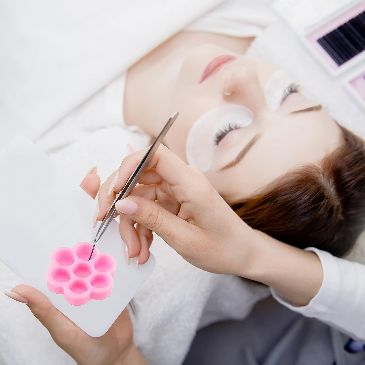 Maitys 200 Pcs Flower Glue Cup Lash Glue Holder Volume Eyelash Extension Flower Pallet Pad Easy Fan Eyelash Ring Cup Bulk for Women Girls Extension Lashing Supply Kit(Pink) - Purple image number 6