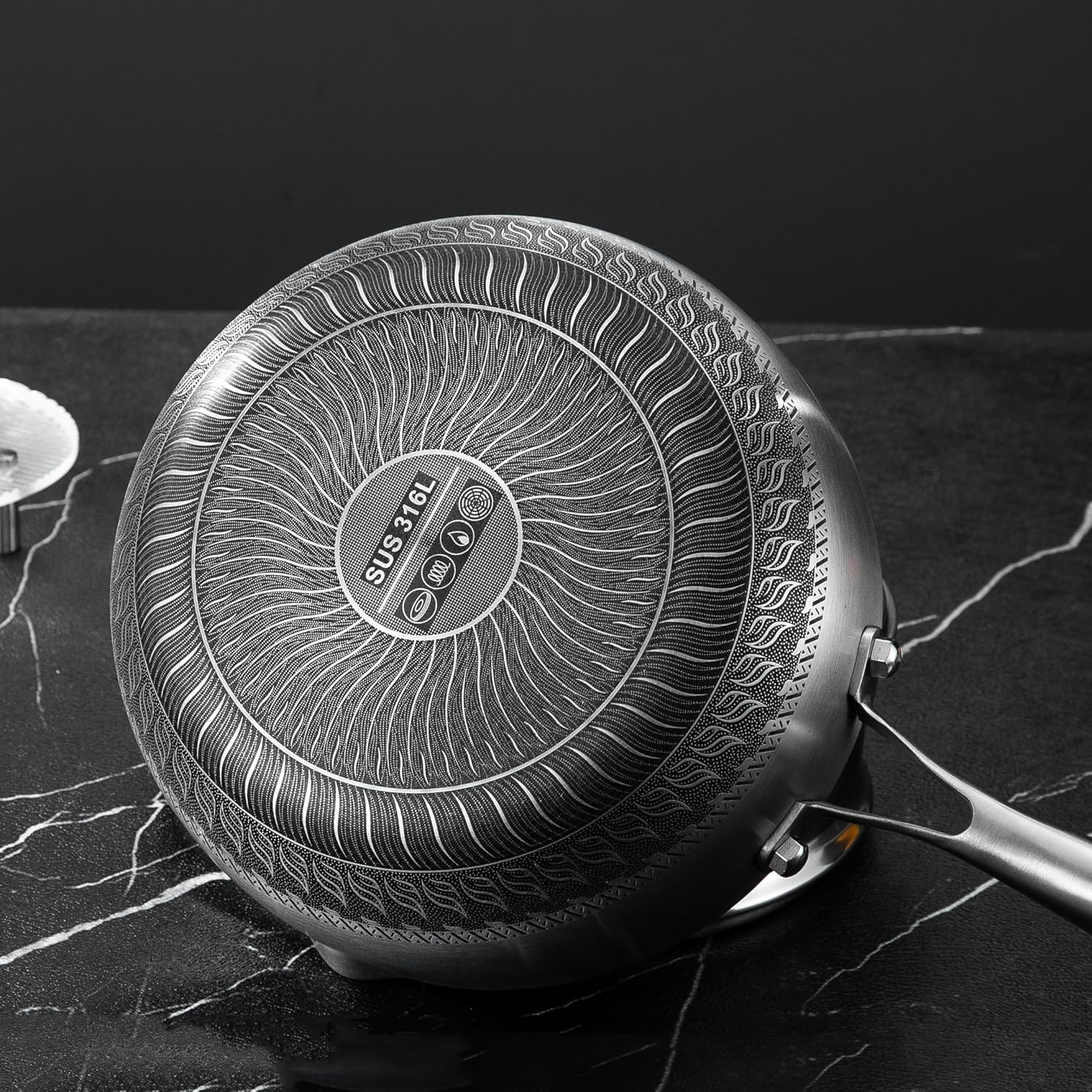 Frafuo 316L Stainless Steel Saucepan Compound Steel Honeycomb Nonstick Sauce Pan with Glass Lid 3L Pot Stay-Cool Handle Multipurpose Milk Saucepan, Induction Capable and Gas Stove image number 3