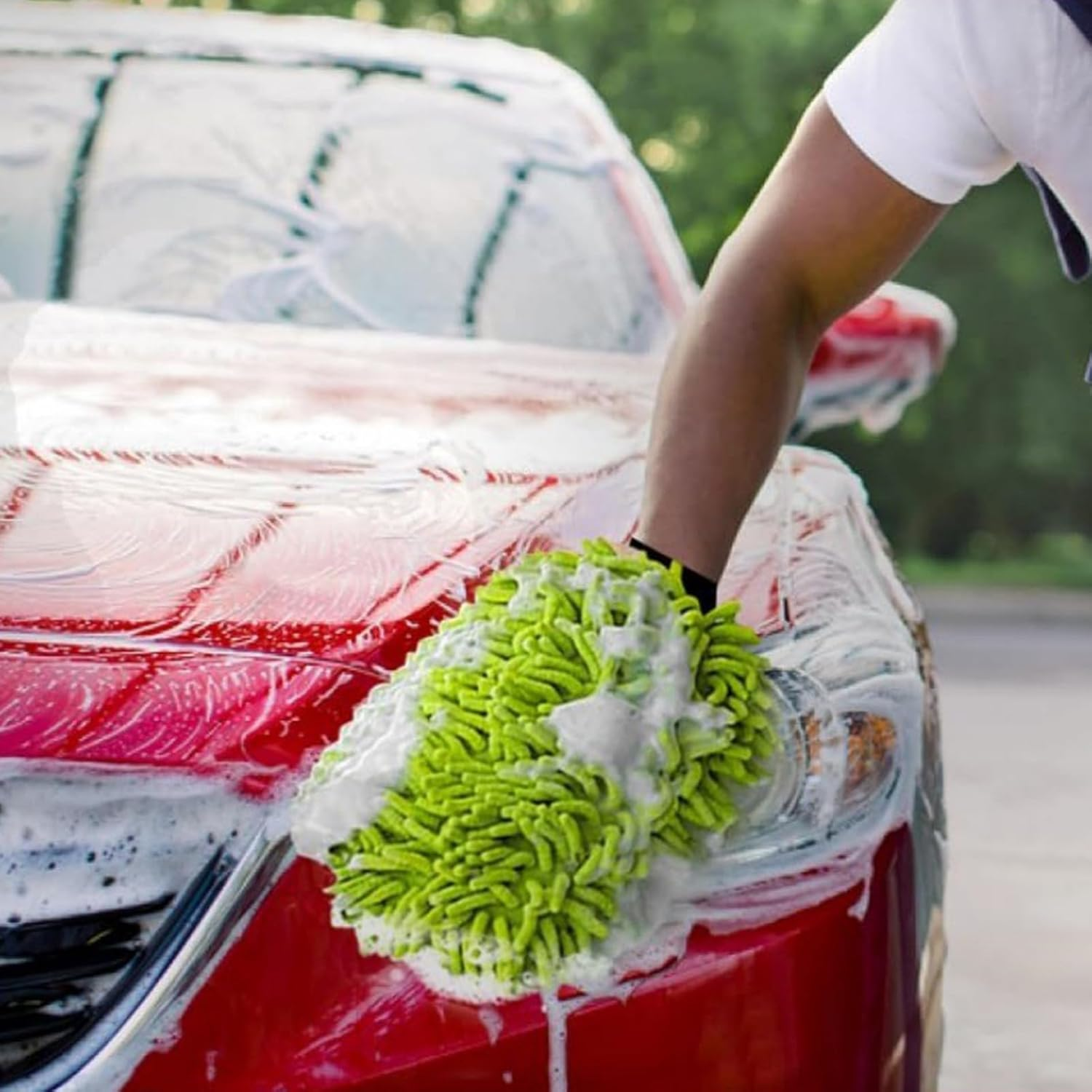 Chenille Microfiber Wash Mitt 2 Pack, Super Soapy Suds, Sponge for Washing Car, Removes Dirt and Grime on Paint, Glass, Plastic and Chrome, Professional Grade Microfibre Sponge for Car Washing image number 4