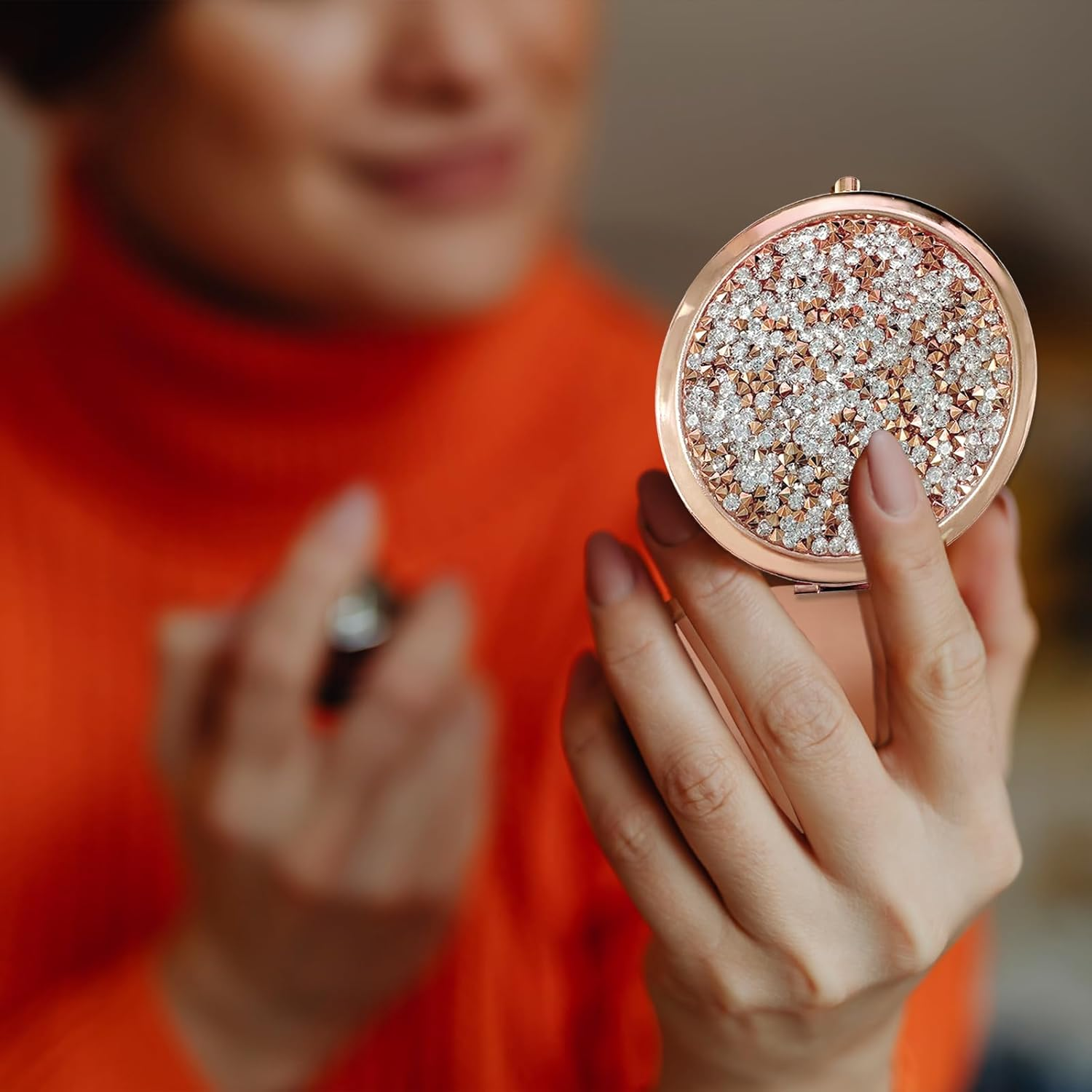 TEAONE Portable Compact Mirror, 1 PCS Mini Makeup Mirror for Travel, Handbag and Pocket (7Cm/2.75In, Rose Gold) image number 6