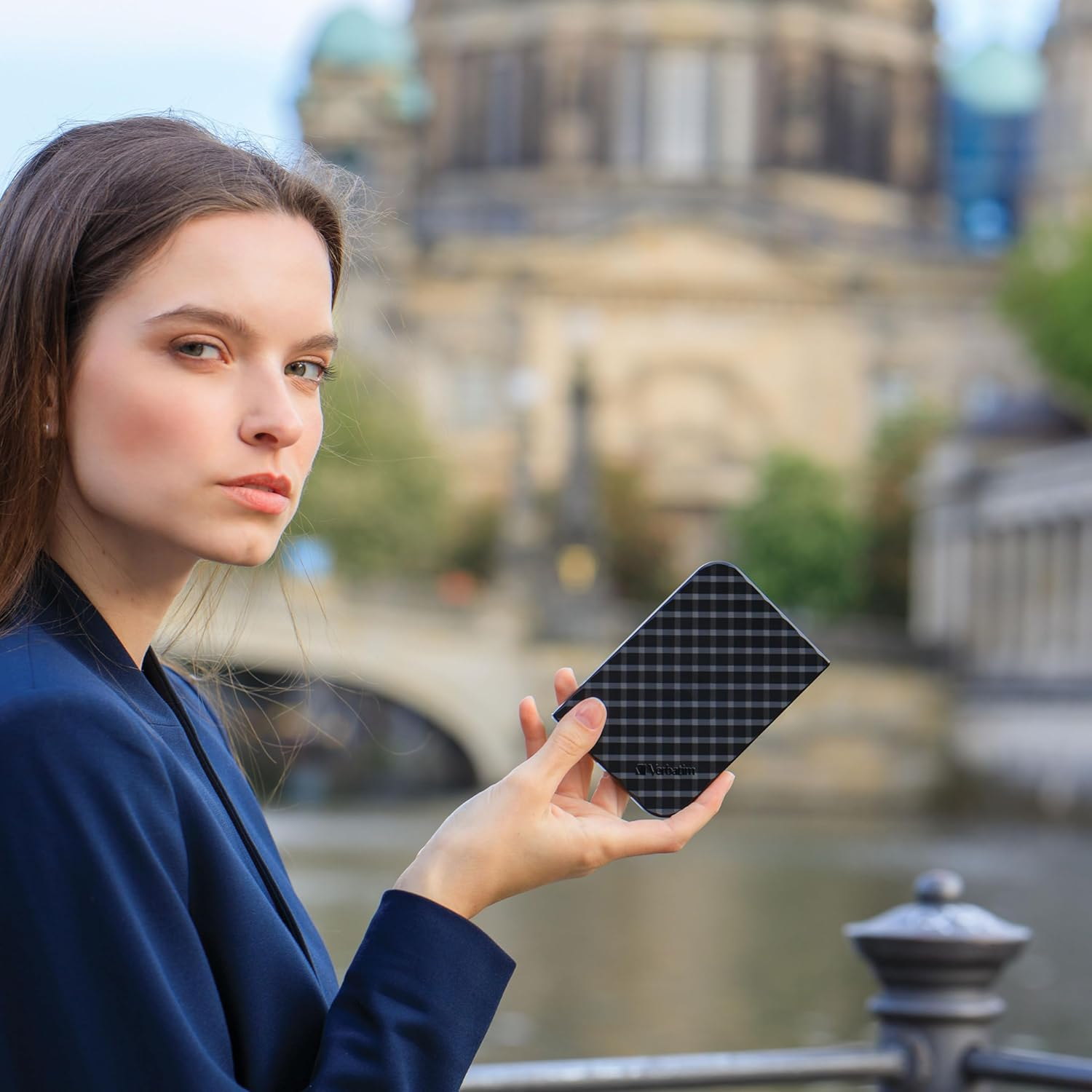 Verbatim Store'N'Go Grid Design USB 3.0 2 TB Hard Drive, Black image number 4