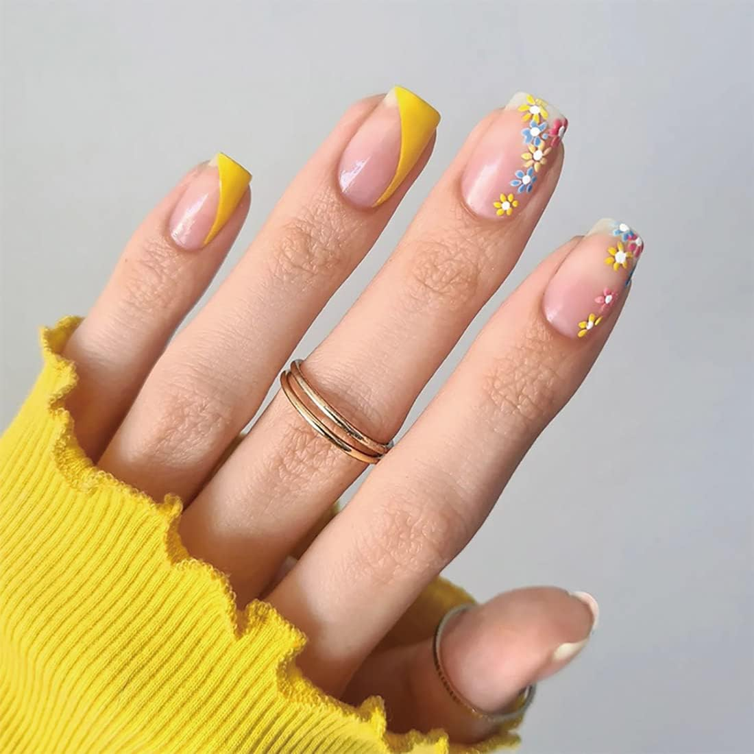 Yellow Short Square Shape Press on Nails, 24 PCS Artificial Fake Nails with Flower Decoration Design Full Cover French False Nails,For Women and Girls Nail image number 5