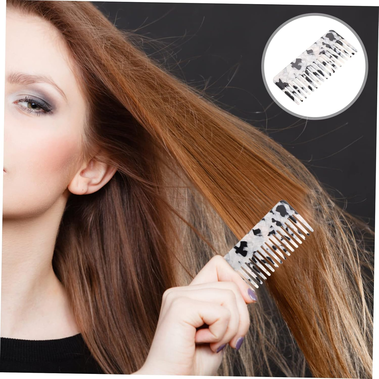 COMPUKAS Fashionable Anti-Static Wide Tooth Hair Comb Stylish Detangling Comb for Hair Types for Home Use and Salons image number 2