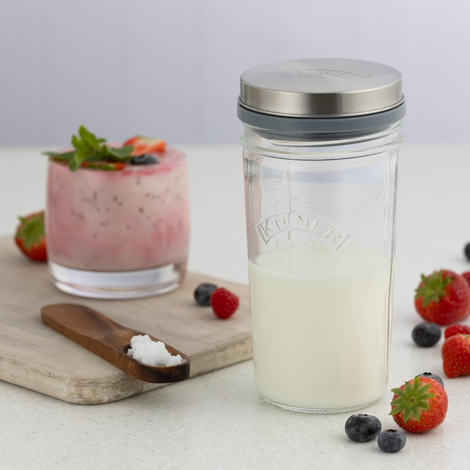 Kilner Glass Kefir Jar Set, 500Ml with Silicone Strainer Cap, Beechwood Measuring Spoon and Stainless Steel Lid - 0025.084 image number 4