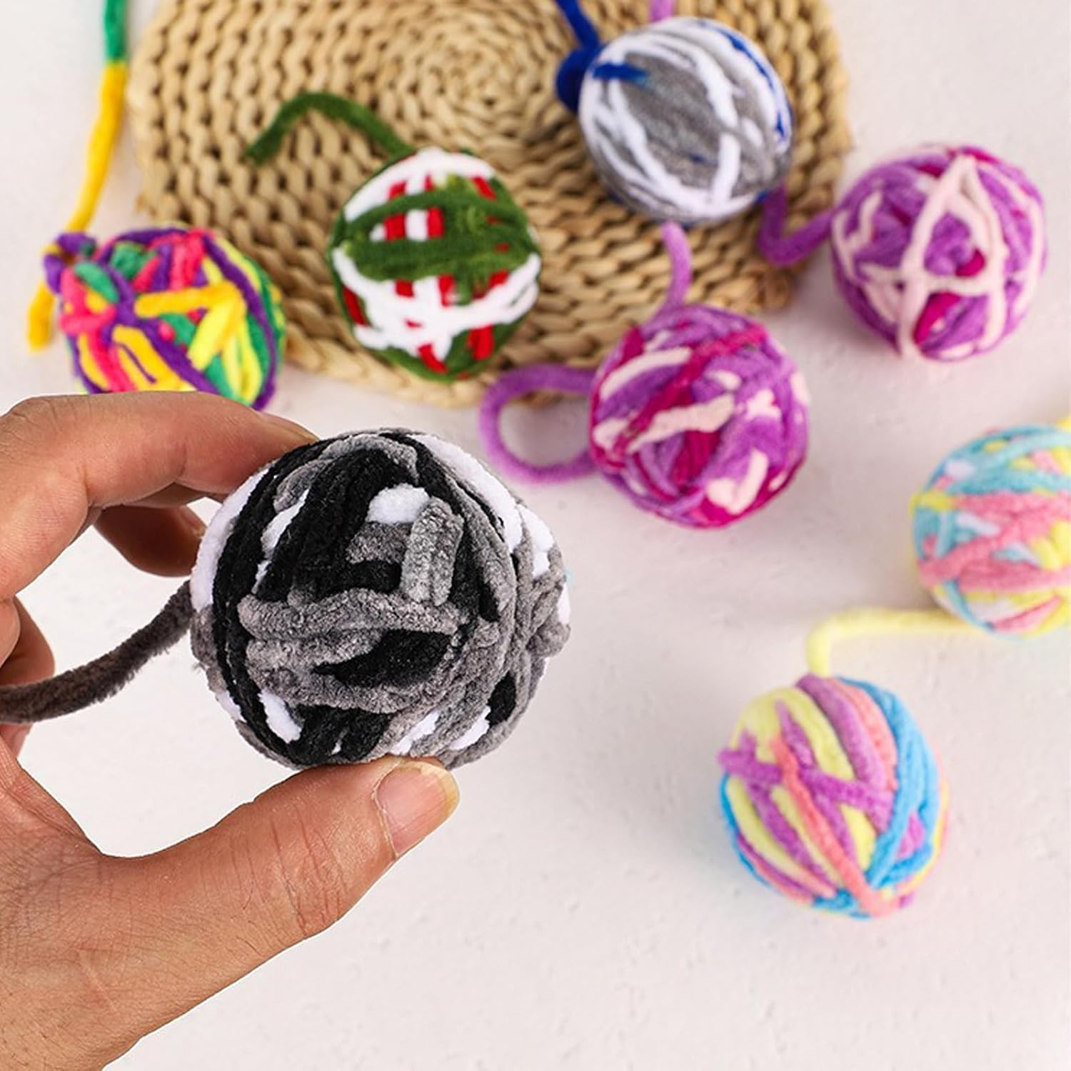 8 Pcs Cat Toys, Cat Toys, Pet Toys, Plush Yarn Balls, Sound Producing Balls, Woven Colorful Cat Toys for Self Enjoyment and Relaxation, Pet Supplies, Teasing Cat Toys, Sound Producing Teeth Grinding, image number 2