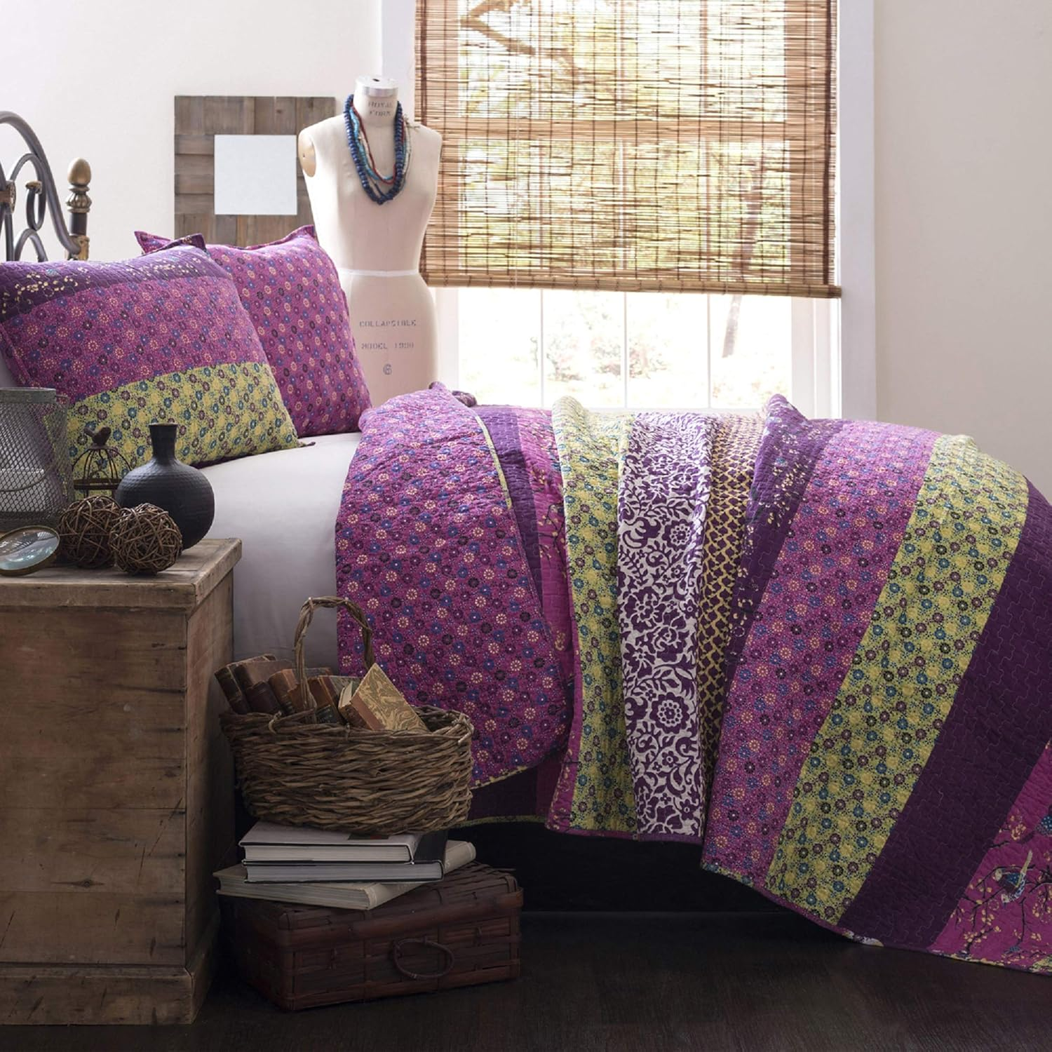 Lush Decor Royal Empire 3-Piece Quilt Set, King, Plum image number 3