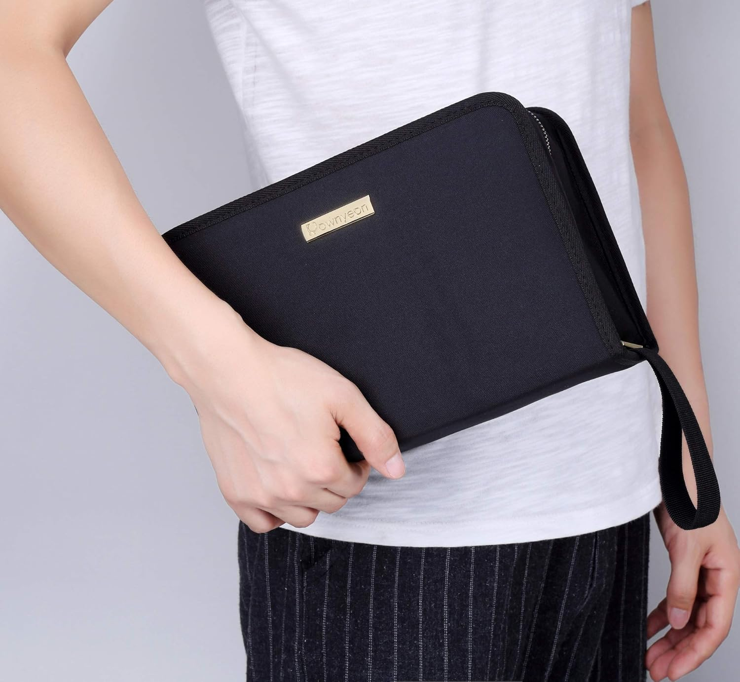 ROWNYEON Portable Lipstick Tester Case Lipstick Stock Case Holder Organization with Carrying Handle Lipstick Makeup Bag (26 Slot Golden Zipper Black) image number 2