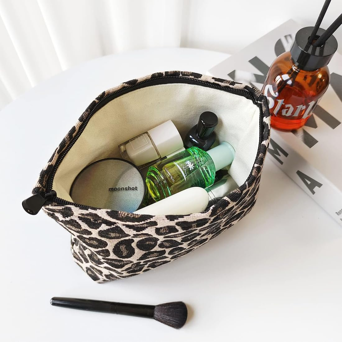 2 Pieces Cosmetic Bag Small Toiletry Bag Women Make up Bag Women Girls Makeup Bag Organiser for Travel Gift (Leopard) image number 3