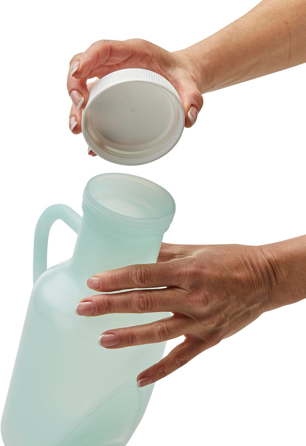 Surgipack 6362 Male Urinal Bottle with Screw Cap Lid, 1 Litre Capacity image number 1