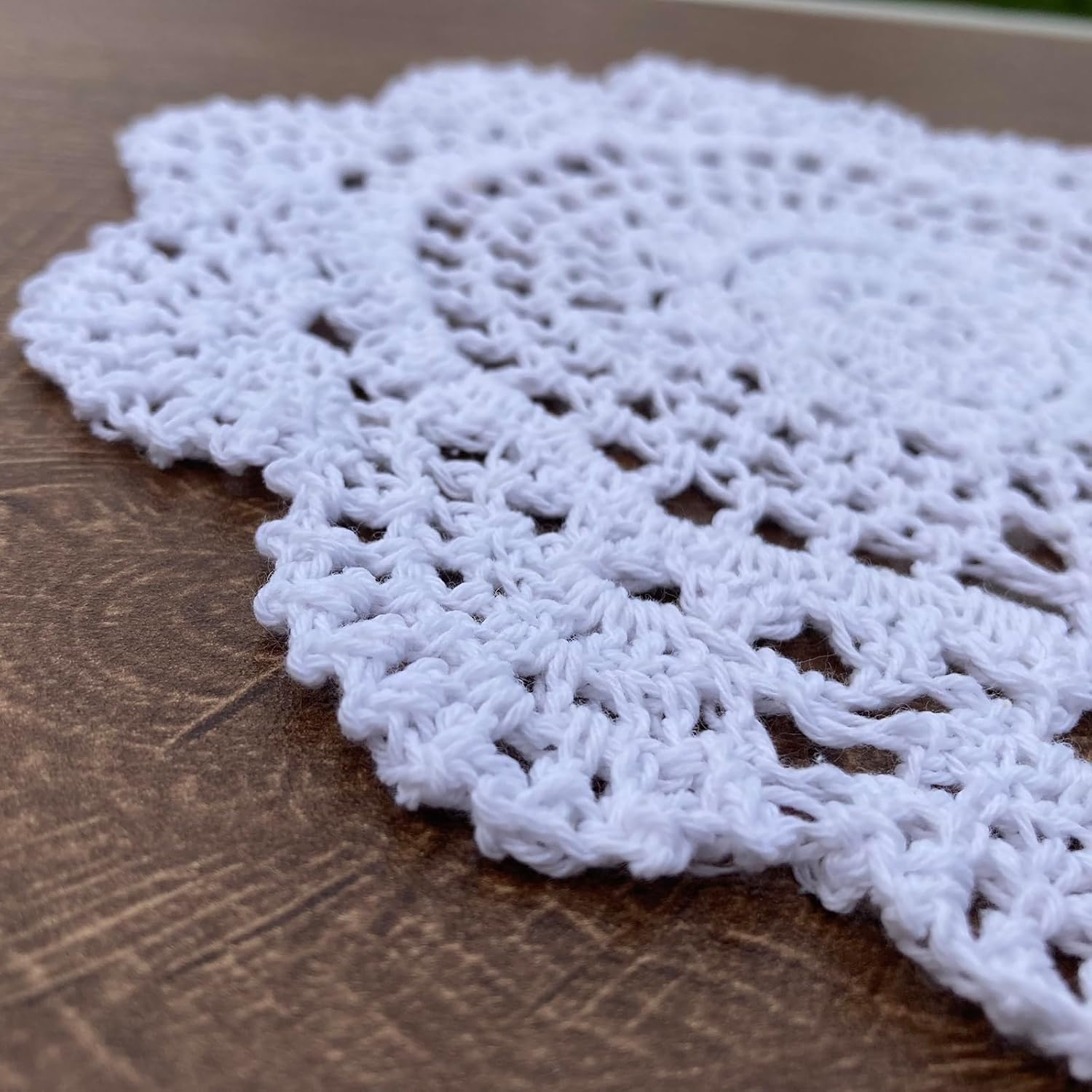 Hsvanyr round 8 Inch 10Pcs White Hand Crochet round Doilies Lot French Country Table Cup Mat,Heat-Resistant Washable Kitchen Table Mats Easy to Clean image number 1