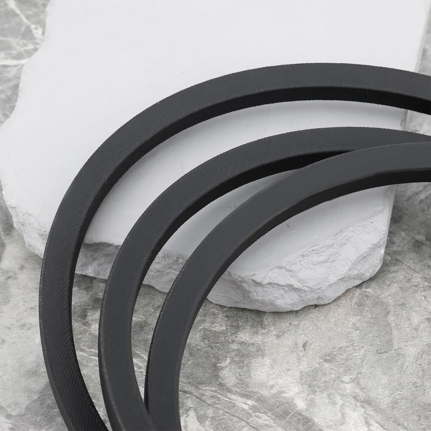 Ecsing Lawn Mower Drive Belt GX26401 1549X13X8Mm Compatible with John Deere Ztrak Z235 Z255 Z335 Z345 Z355 Z375 image number 5