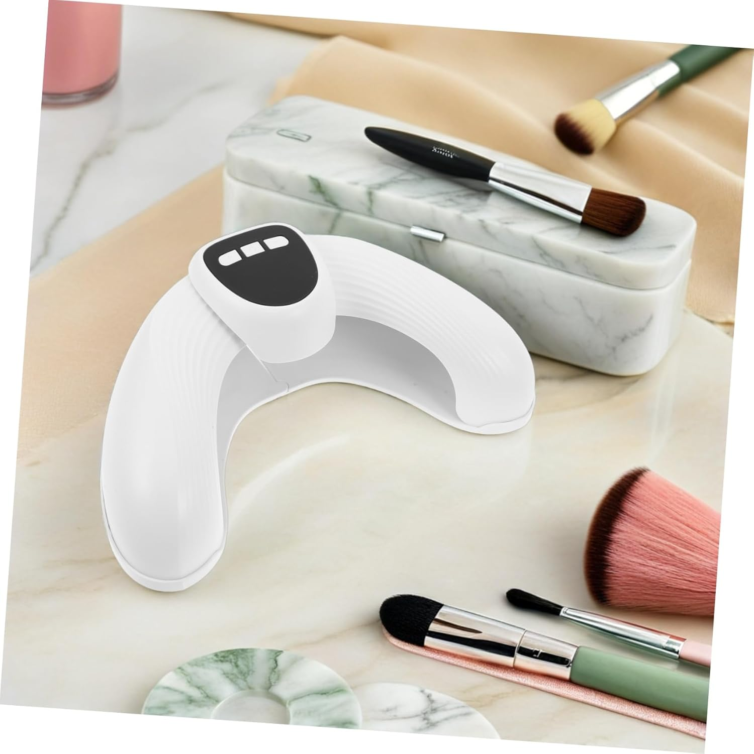 Healeved UV Nail Lamp U Shaped Design with Dual Light Source for Drying Automatic Sensor Blackening Protection Compact Portable Nail Dryer for Home and Salon Use image number 6