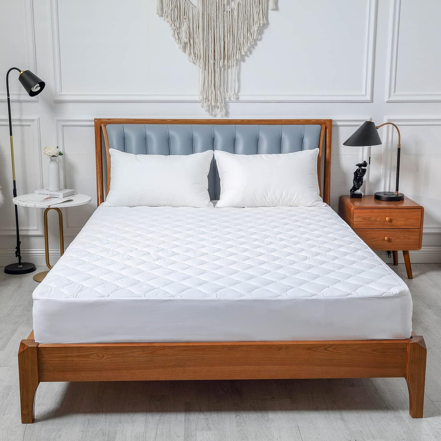 Kingnex Quilted Waterproof Mattress Protector Pad Soft Brushed Surface Noiseless Fitted Matress Cover with Elastic Pocket Double 137X190 Cm image number 6