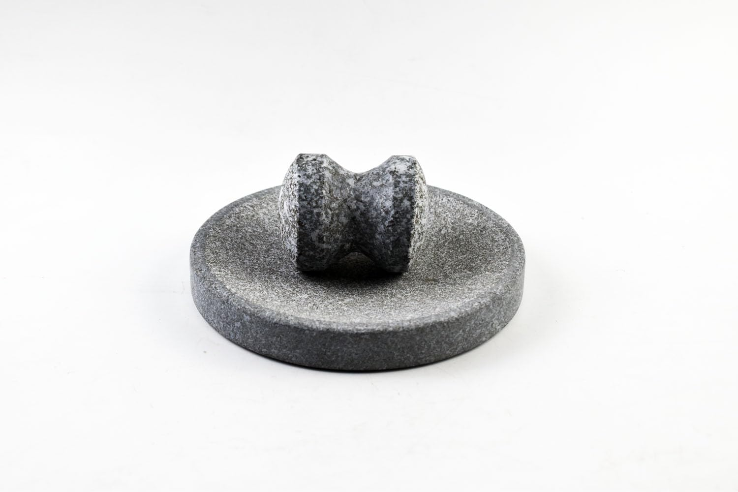 Small Size 6In/15Cm Granite Grinder Mortar and Pestle Set Stone Plate Set for Spice and Salt on Camping Primitive Lava Dish (1.8 Lbs-0.8 Kg)