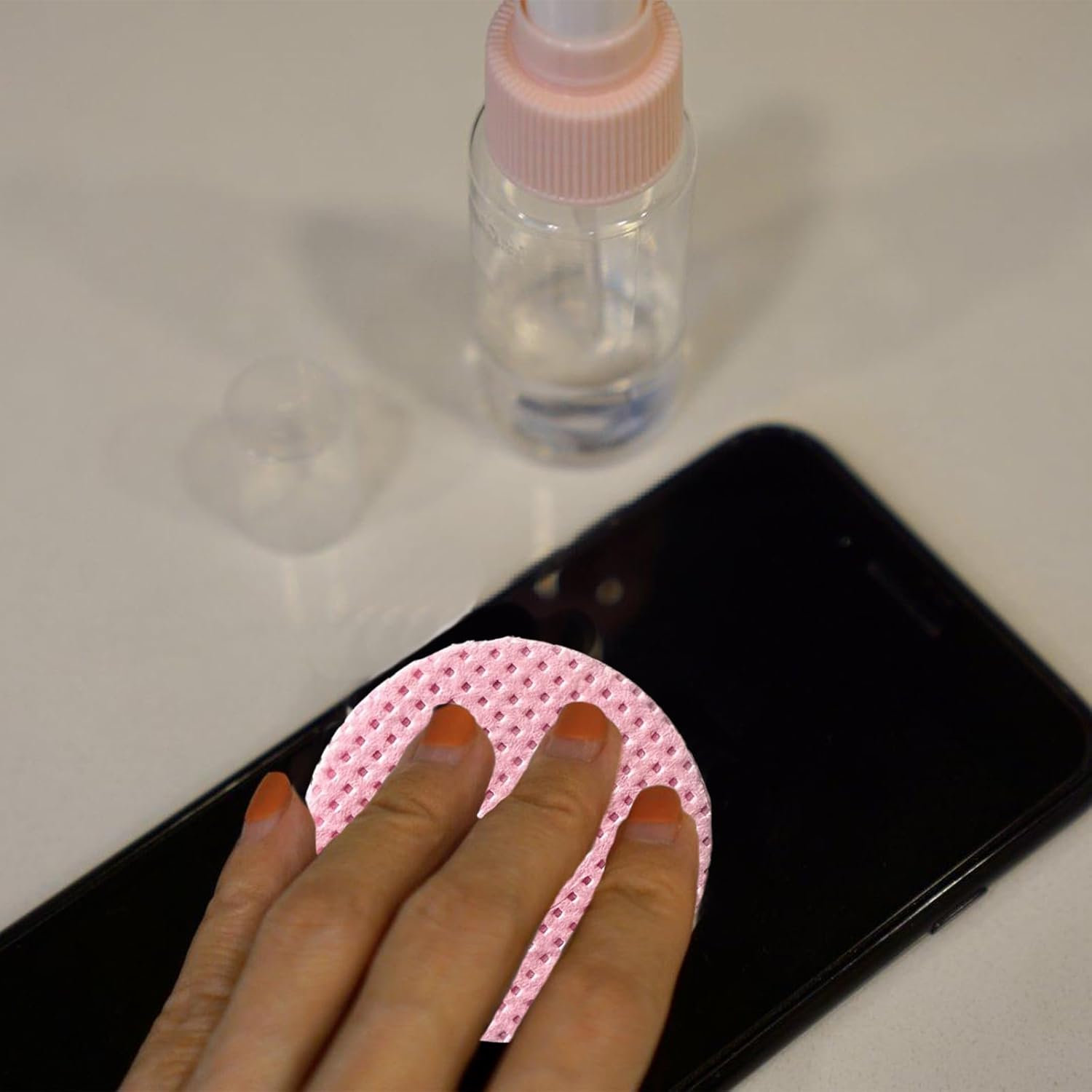 Rstigiker 400 Pcs Lint Free Nail Wipes - round Non-Woven Soft Super Absorbent Dry Wipes for Nail Polish Remover, Eyelash Extensions and Nail Art (Pink) image number 4