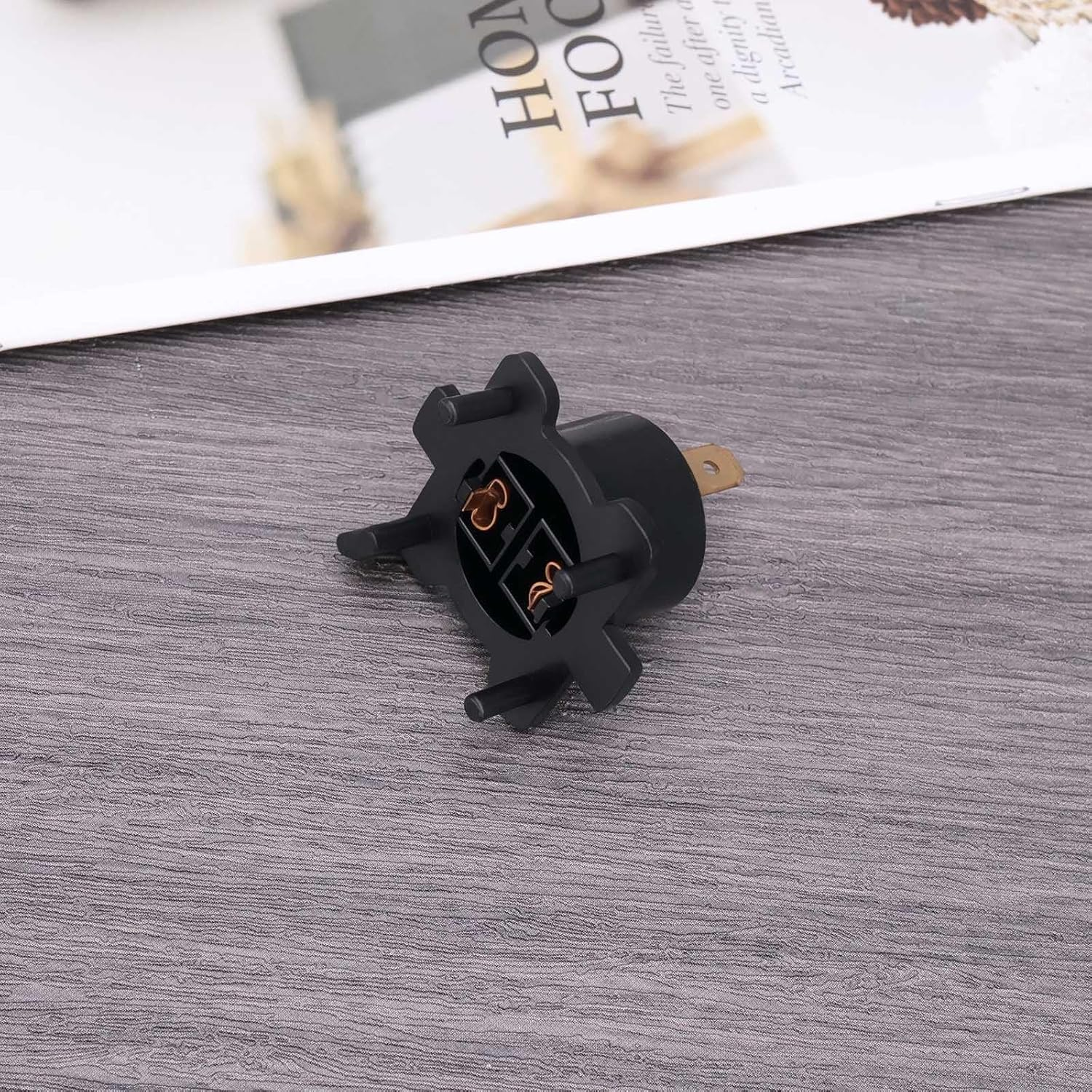 YINETTECH 2Pcs Car Headlight Socket Holder Bulb Socket Retainer Holder Adapters Tail Lamp Bulb Holder G14H51 Compatible with Mazda MX5 Miata CX7 RX-8 image number 3