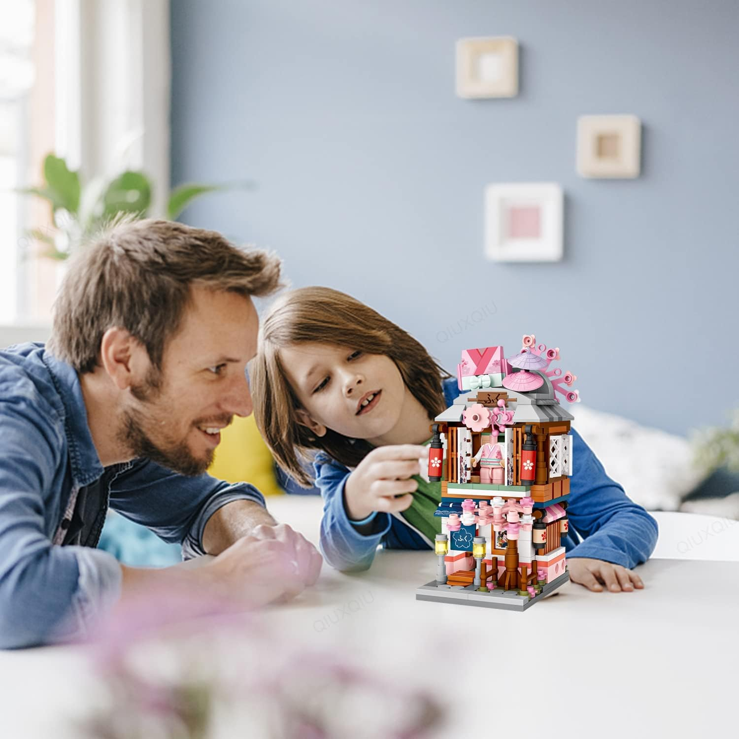 QIUXQIU Japanese Street View Kimono Store Toys, MOC Construction Creative Japan Architecture Model Set, 418 PCS Simulation Mini Building Blocks Toy for Boys Girls (Kimono Shop) image number 6