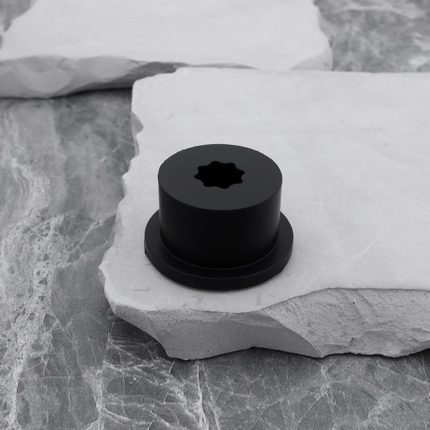 LT Easiyl 2Pcs Upper Radiator Rubber Bushing Replacement Part PE01-15-242 PE0115242 Compatible with Mazda 3 6 CX-5 image number 1