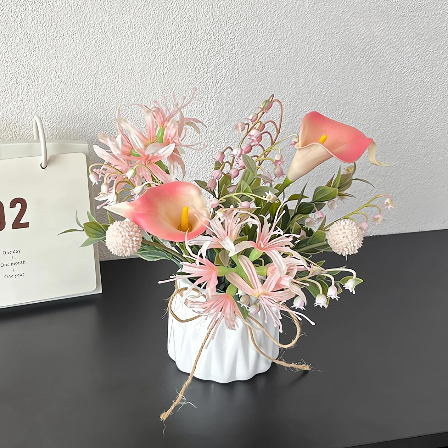 Artificial Flower Arrangement with Roses and Daisies in White Ceramic Vase, Mixed Bouquet A218 (White)