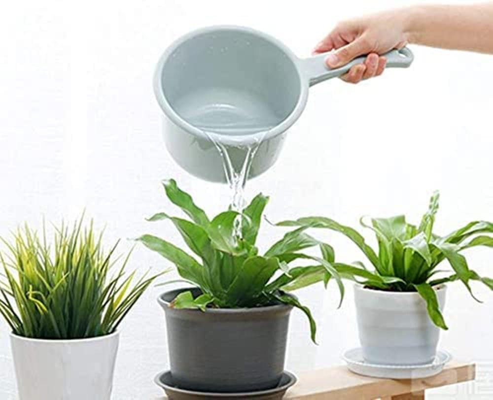 Washing Spoons Plastic Thicken Bathing Kitchen Ladles Bathroom Hair Washing Water Scoop image number 3