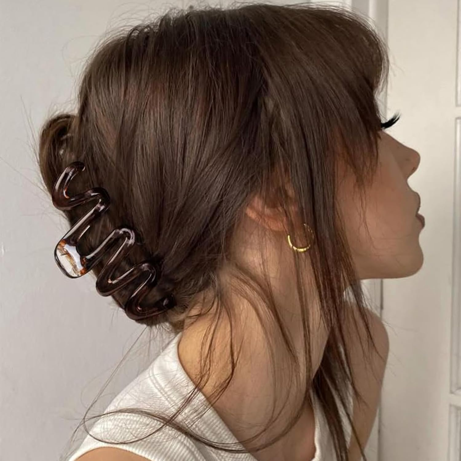 Calkkrer Pack of 4 Wave Hair Clips for Women, Large Duck Beak Hair Clips, Flat and Non-Slip, Hair Accessories for Thick Hair, Cute Hair Clips image number 3