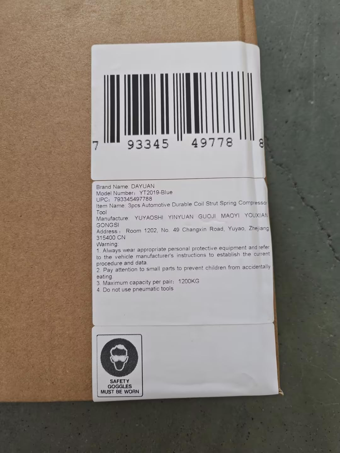 DA YUAN Spring Compressor Tool (2 Pieces) - Heavy Duty Build, Ultra Rugged Coil Spring Compressor, Strong and Durable Spring Compressor with Safety Guard and Carrying Case image number 2