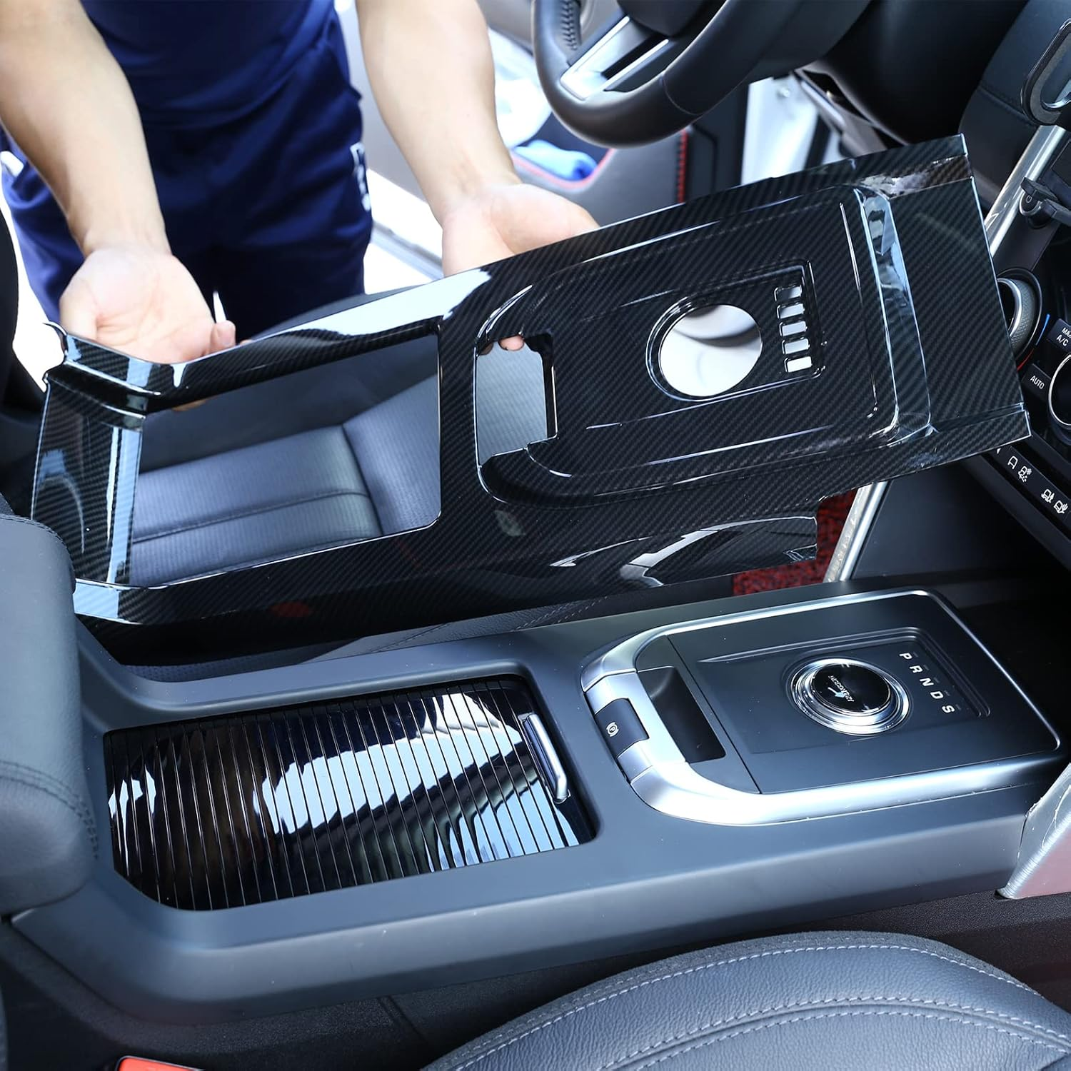 LLKUANG Carbon Fiber Style ABS Inner Center Console Gear Shift Frame Trim for Land Rover Discovery Sport 2015-2019 image number 4
