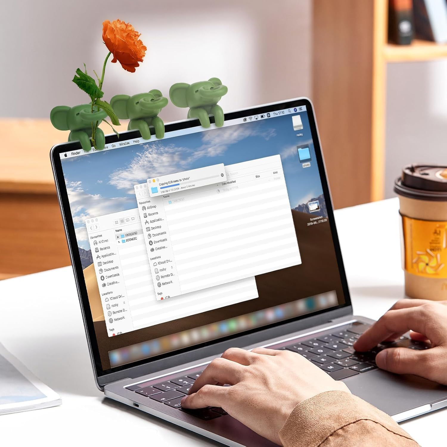 Plant Propagation Buddy & Elephant Shaped Plant Support Structures (3-Pack) Durable TPR, Waterproof Design for Indoor Plants & Propagating Cuttings, Plant Lovers/Gardeners image number 5