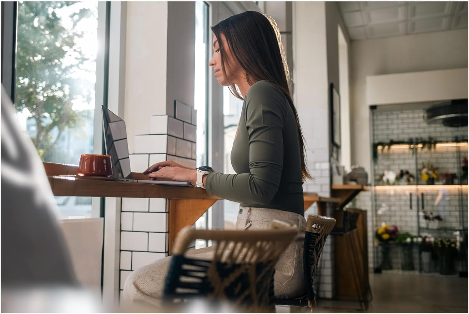 Garmin Vivoactive&reg; 6, GPS Smartwatch, Slate with Black Band - Bone image number 2