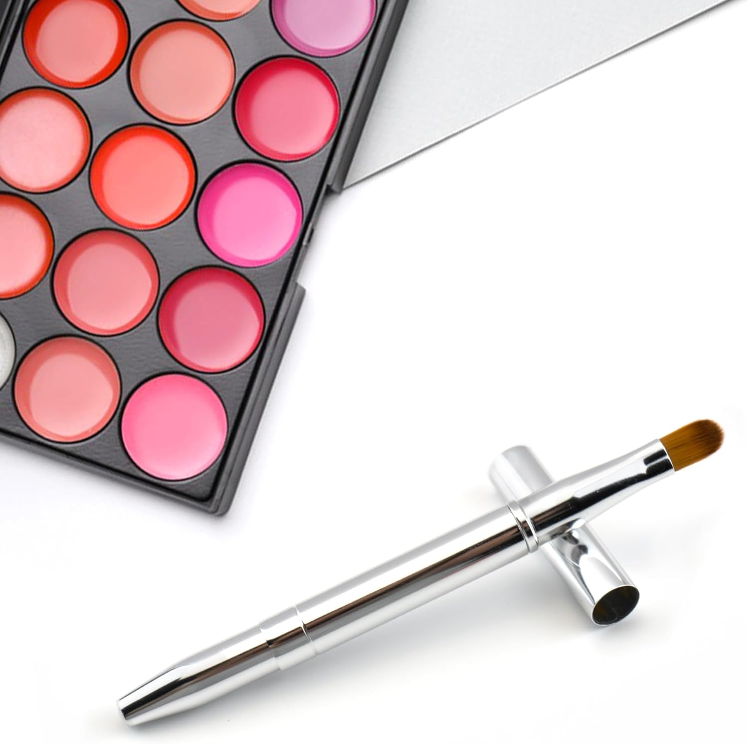 Double-Ended Lip Makeup Brush, Retractable Lip Brush for Lipstick, Lip Gloss, Eyeshadow (Silver) image number 2