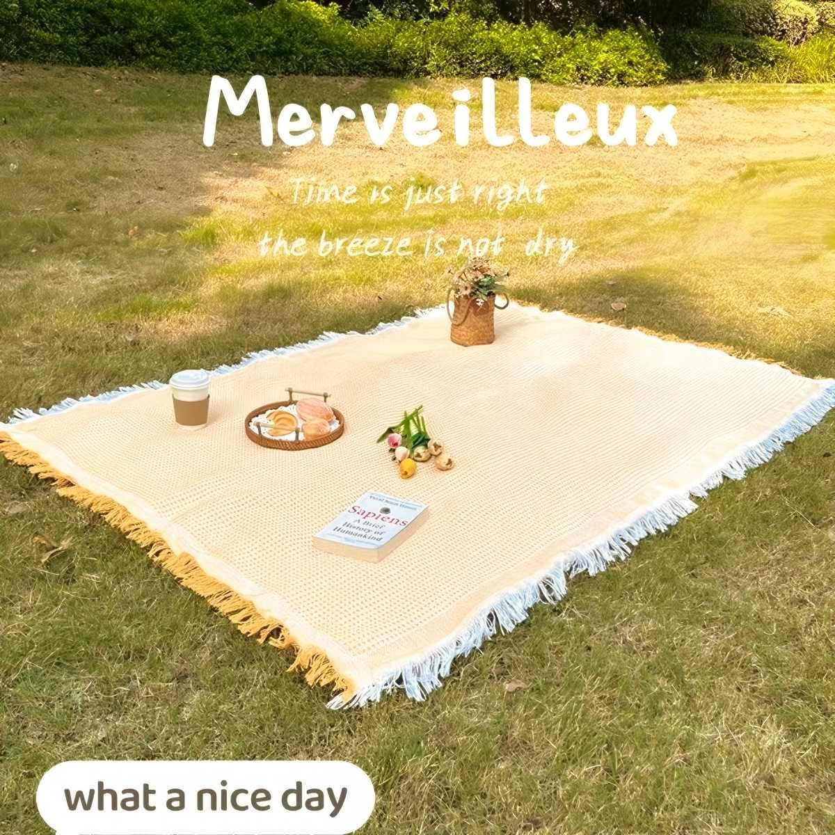 Outdoor Picnic Blankets Foldablet, Tent Camping Blanket,Picnic Mat,Picnic Rug,Camping Accessories,Beach,Grass,Tent Mat Washable (Yellow Grid 180X130Cm)