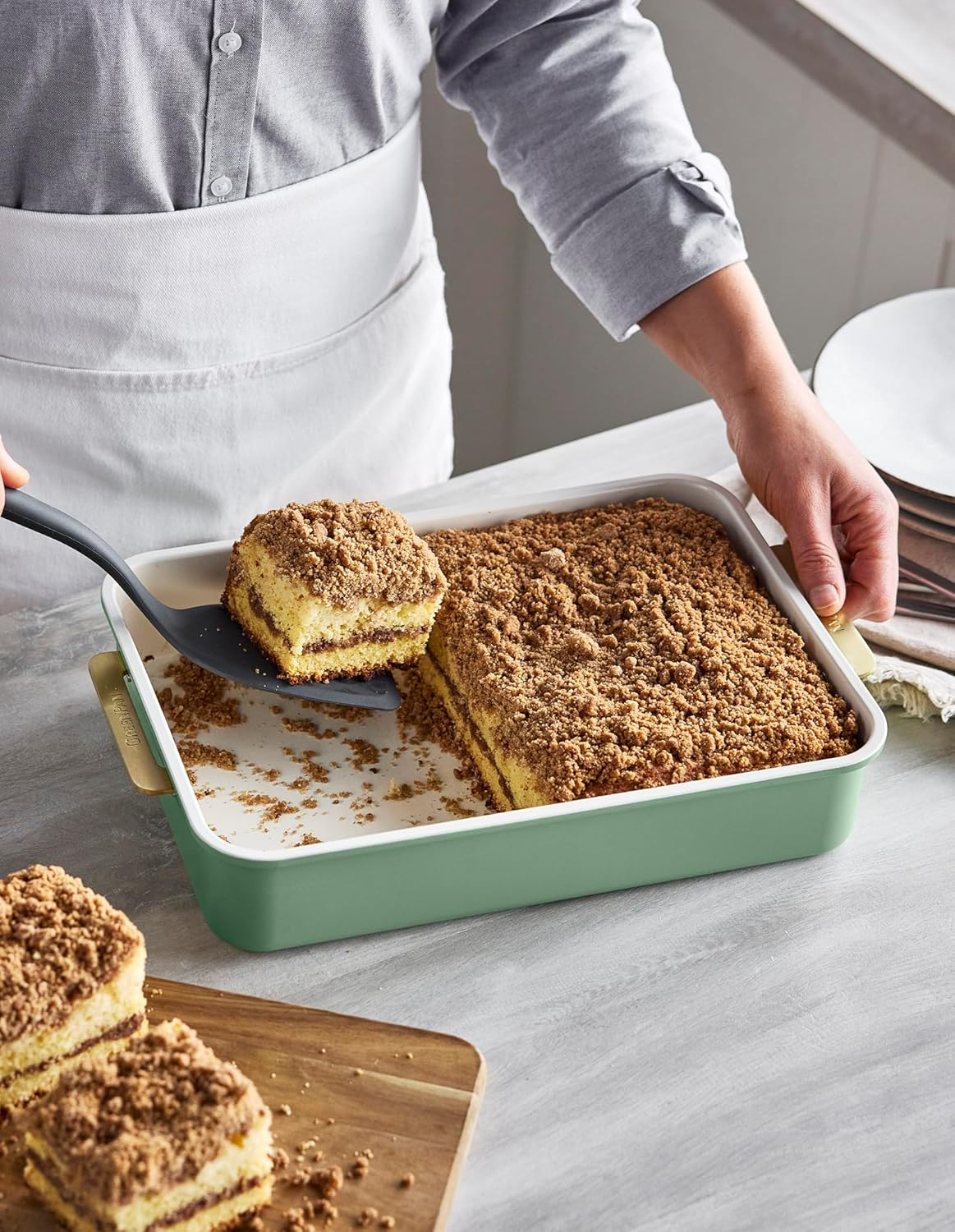 Greenpan Reserve Bakeware Rectangular Cake Pan, Ceramic Nonstick Baking Pan, PFAS Free, Gold Handles, Durable Steel, Freezer to Oven Dish, Scratch Resistant, Bake & Roast Ovenware, Sage Green image number 1