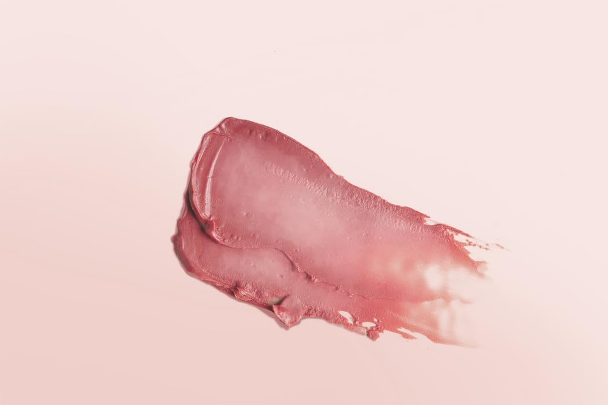 Burt'S Bees 100% Natural Origin Tinted Lip Balm, Red Dahlia with Shea Butter & Botanical Waxes, 1 Tube, 4.25G image number 5