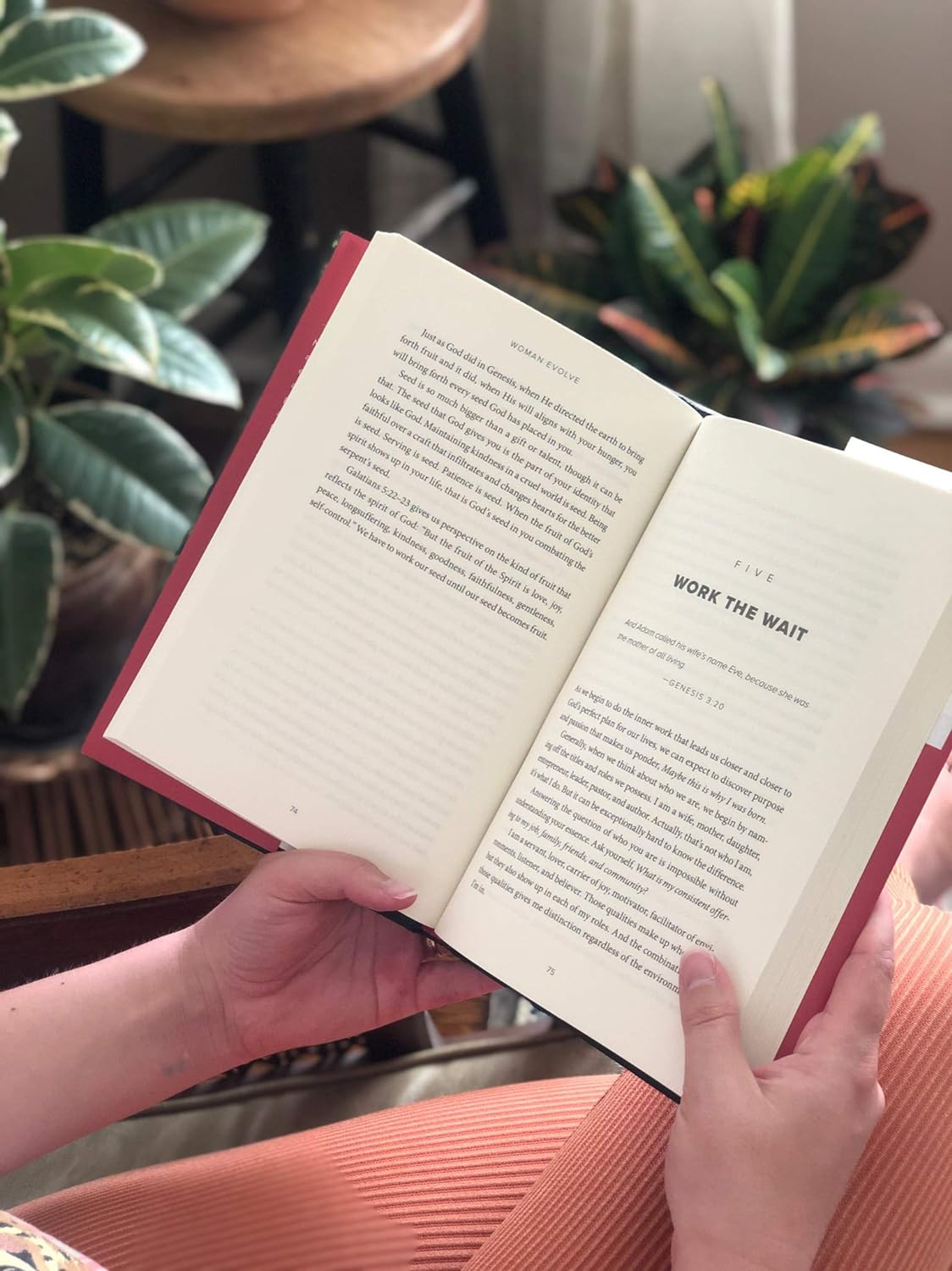 Woman Evolve: Break up with Your Fears & Revolutionize Your Life image number 1