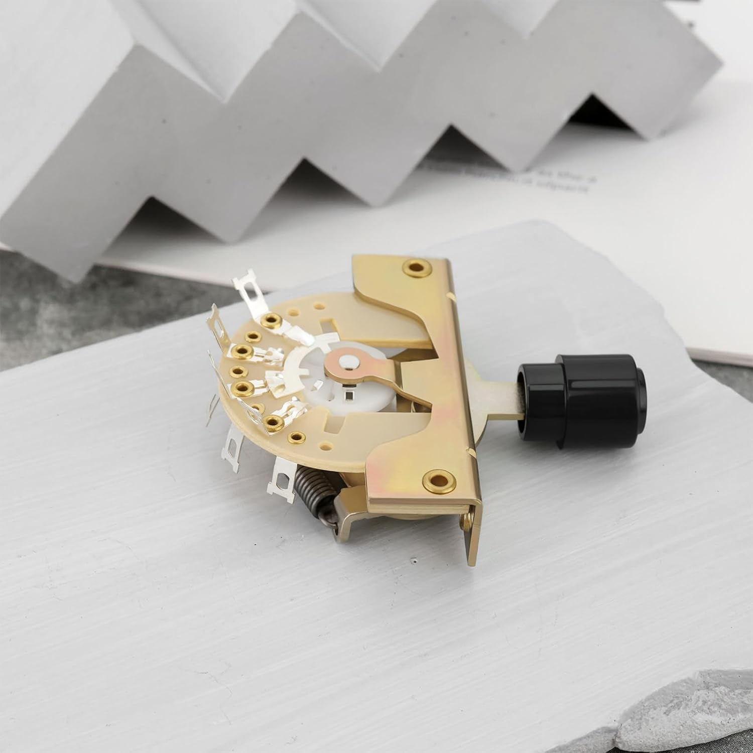 3-Way Guitar Pickup Selector Switch with 2 Knob Compatible with Telecaster Pre-1977 Compatible with Stratocaster Vintage Style image number 3