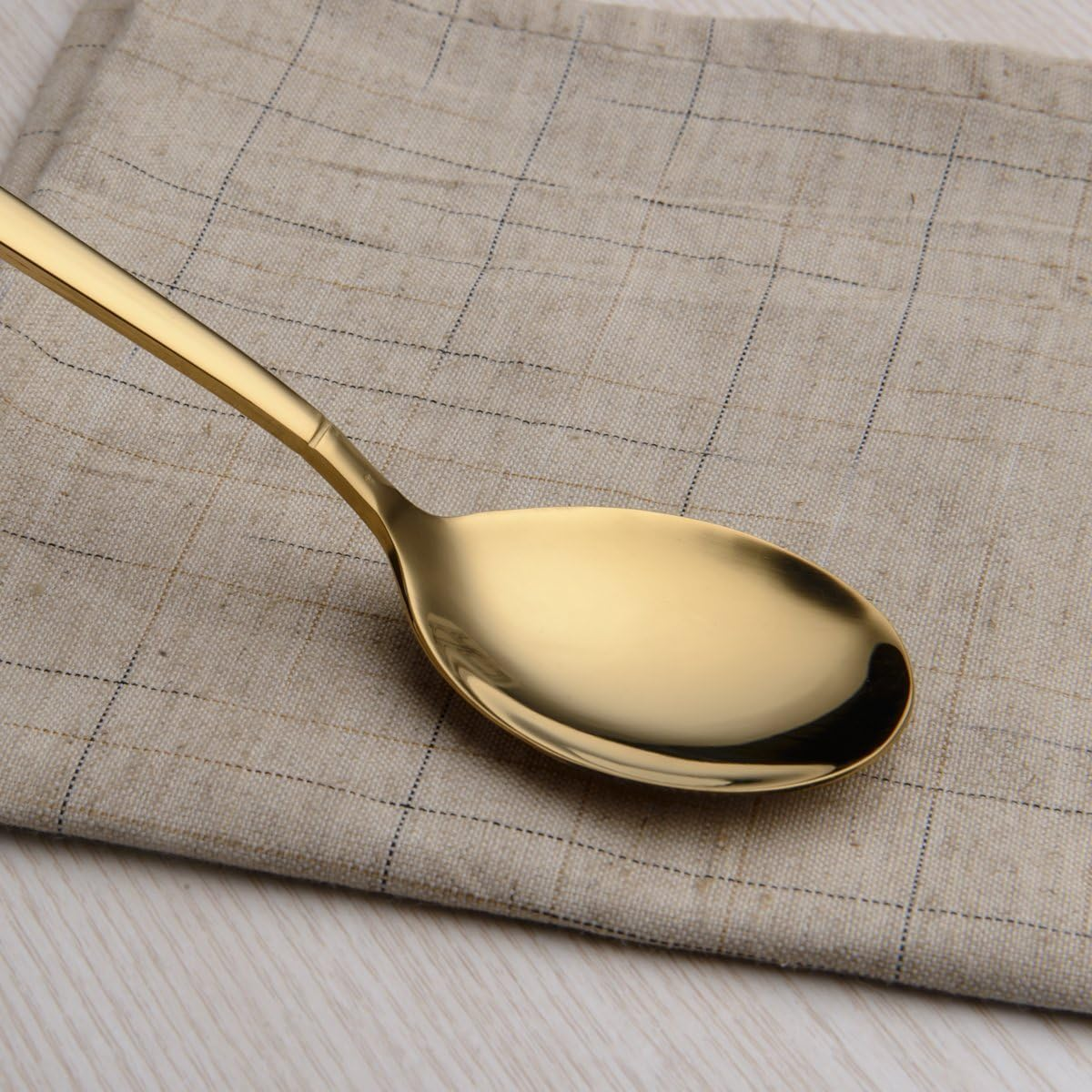 Berglander 24 Piece Titanium Gold Plated Stainless Steel Cutlery Set, 24 Pieces Golden Flatware Set, Gold Silverware Set Cutlery Sets, Service for 6 (Shiny Gold) image number 1