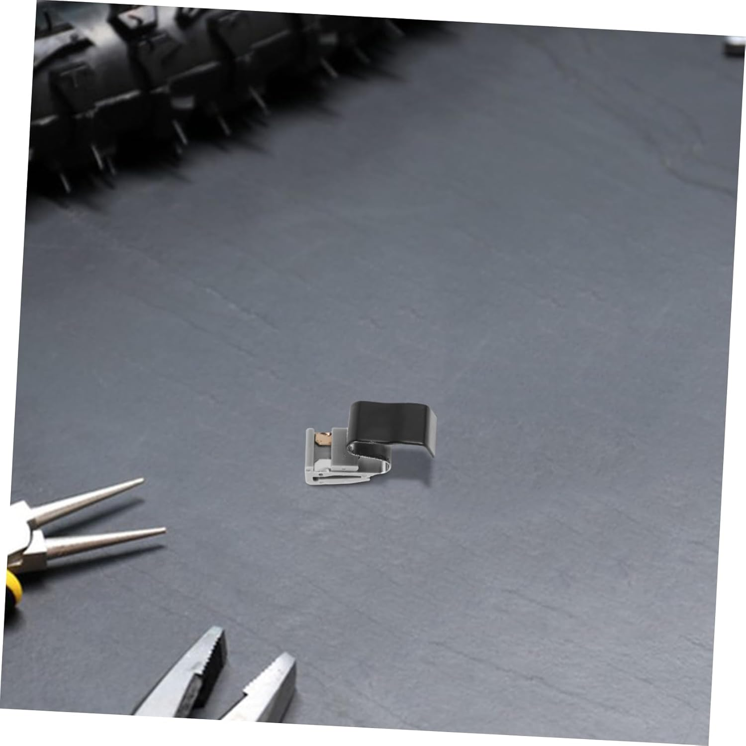 ULTECHNOVO Fuel Tank Cap Spring Release Clip Fit for Mitsubishi Lancer Spring Mechanism for Fuel Door Lid