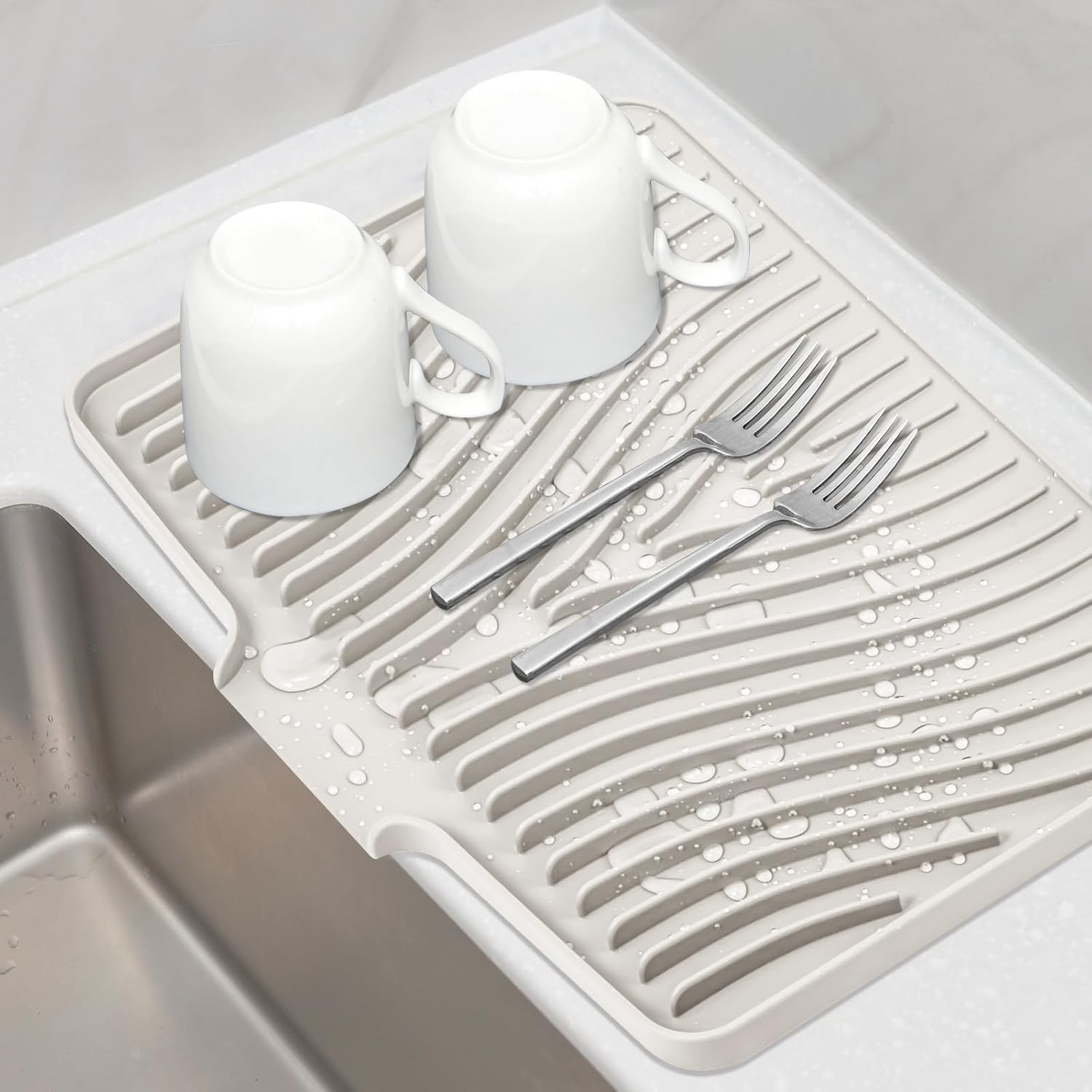 Silicone Dish Drying Mat for Kitchen Counter, Dish Drying Pad, Non-Slip Drain Pad with Built-In Drain, Heat Resistant Stone Drying Mat (Black, 40*30Cm)