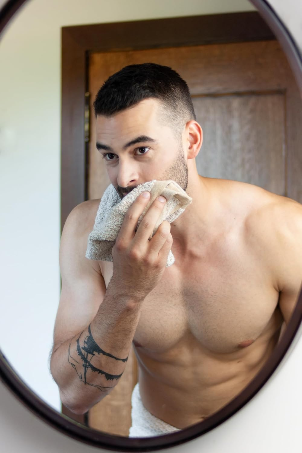 Everplush Diamond Jacquard Quick Dry Bath Towel, (Pack of 1) (30 X 56 In), Khaki (Light Brown)