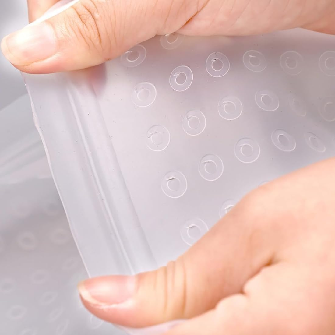 MUNZE Silicone Highlight Cap, Highlight Cap, Reusable Salon Hairdressing Cap, Salon Hair Dye Cap for Women Girls Colouring Hair, with Metal Hook, White, for Women and Girls