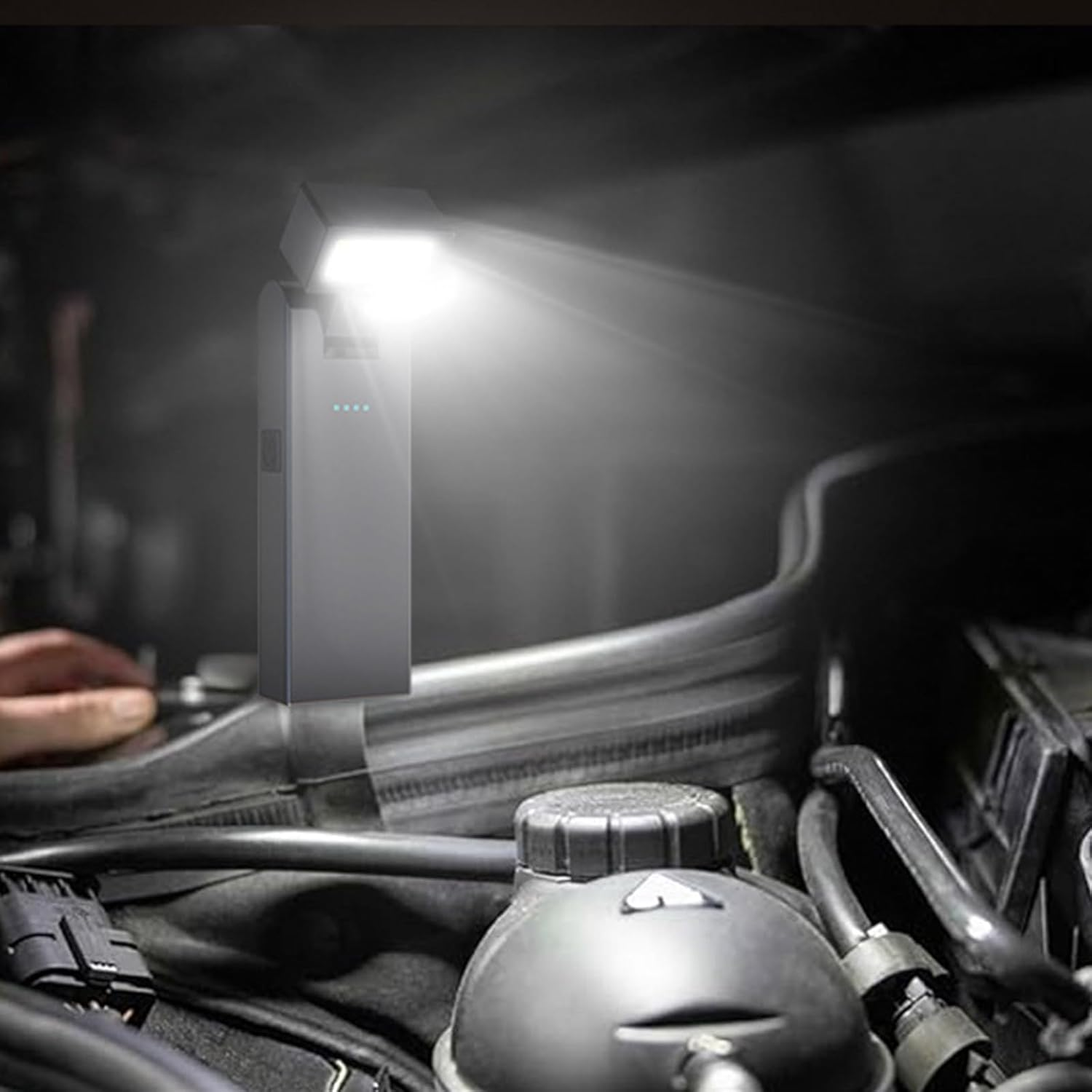 USB Rechargeable Maintenance Light with Magnetic Pen Clip Multi Function Strong Light Flashlight image number 4