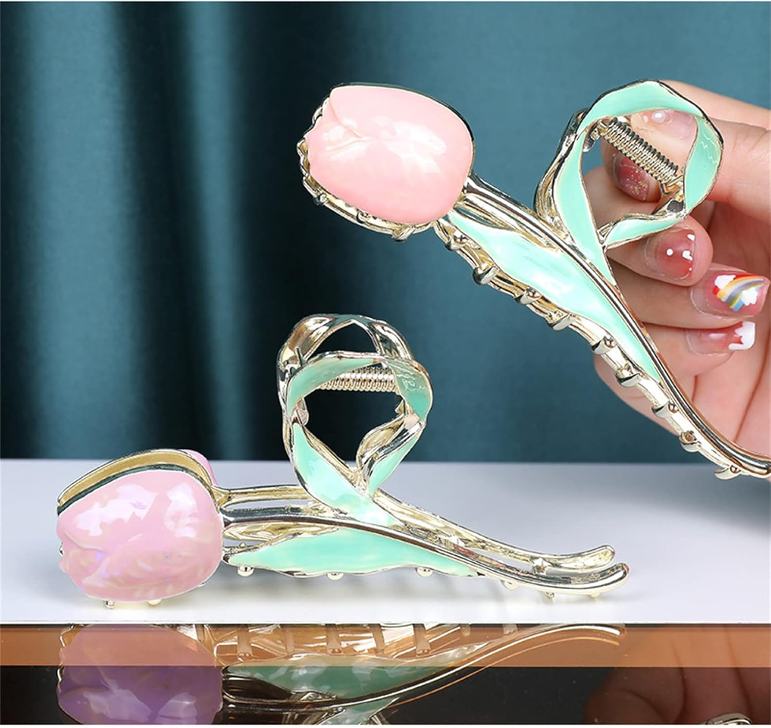 Hair Clips for Women, Cute Claw Clip, Creative Hair Accessories,Pink Tulip image number 2