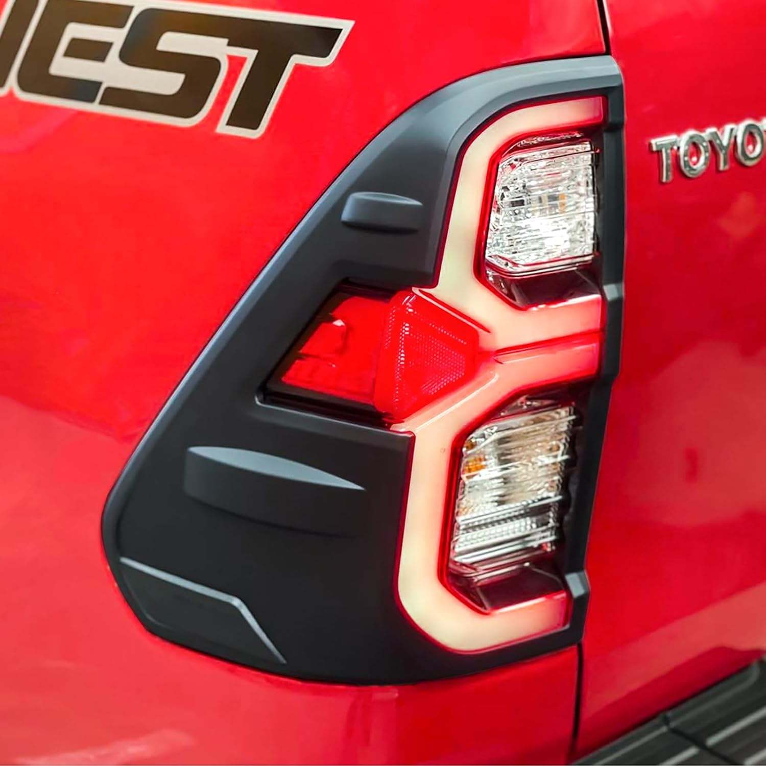 SUERAUTO4X4 Tail Light Cover Trim for Toyota Hilux Accessories 2021-2025 N80 Facelift SR5 Rogue Rugged GR Sport, Rear Taillight Lamp Cover Protector Surround Trim Matte Black Car Exterior 2PCS image number 5